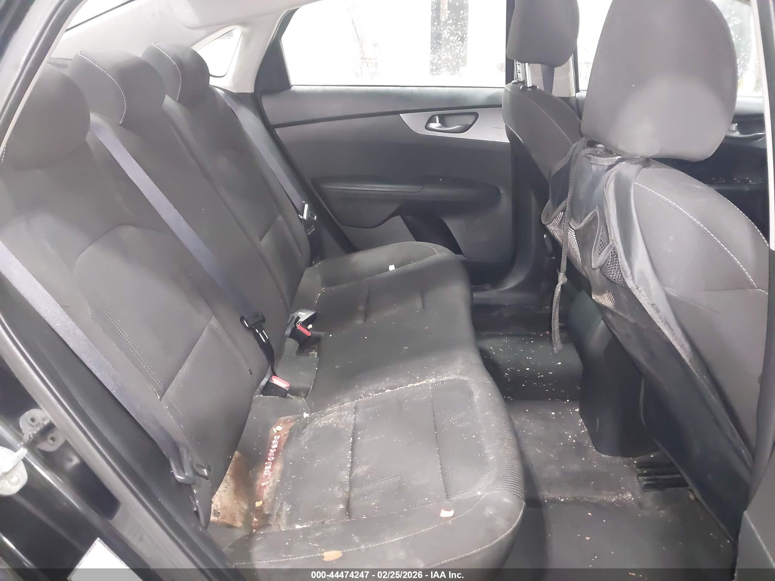 KIA FORTE image 8