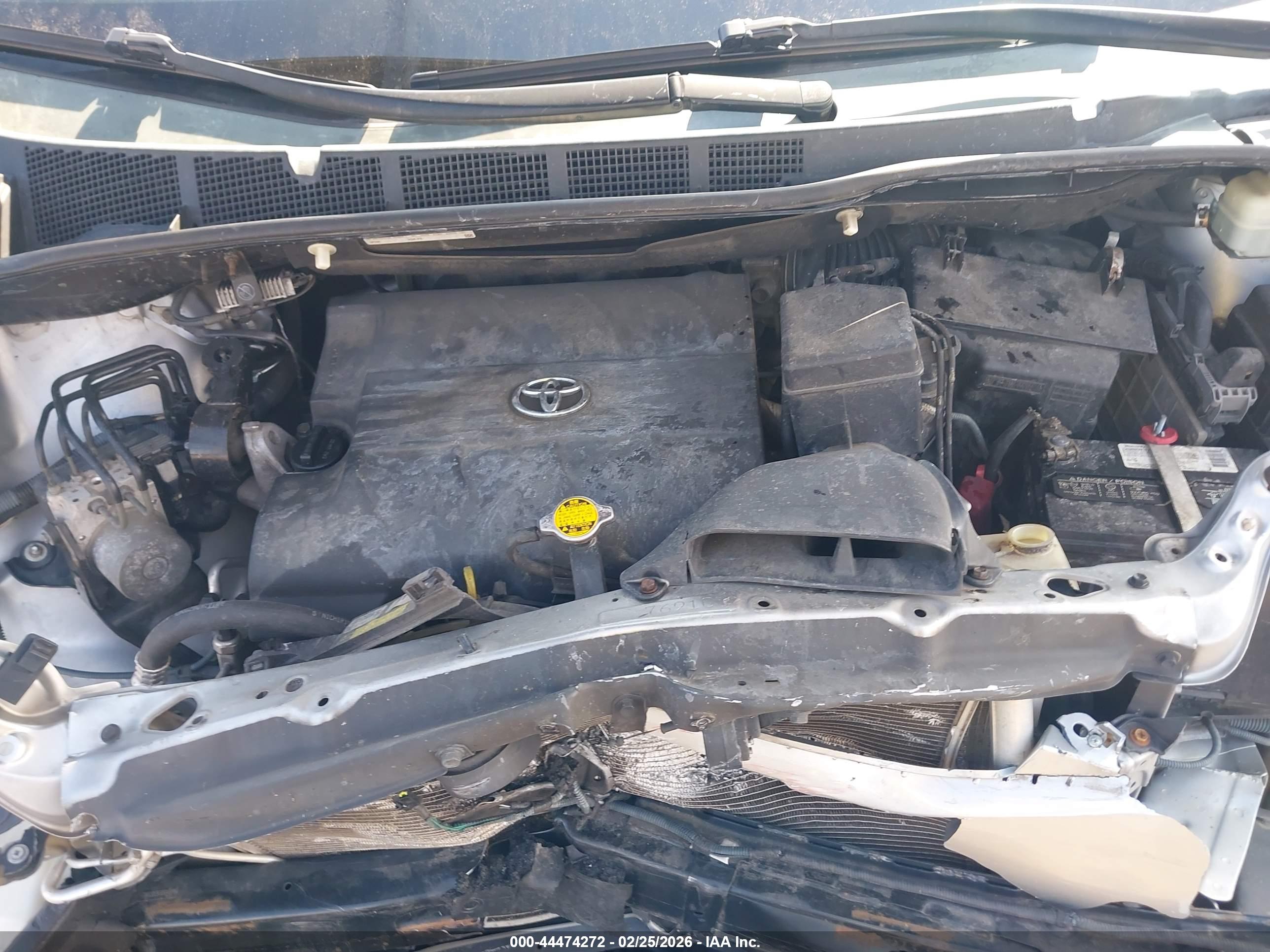 TOYOTA SIENNA image 10