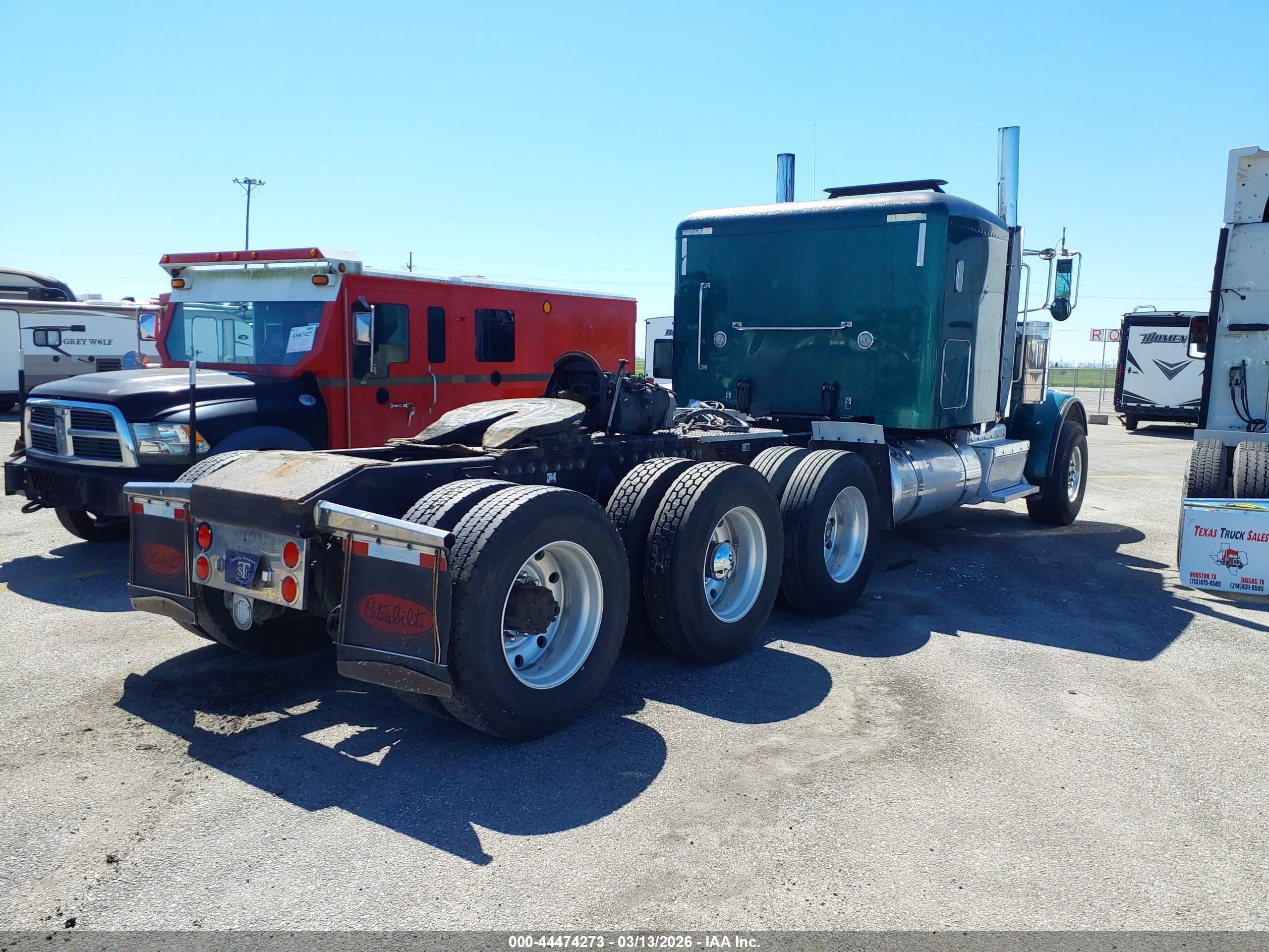 PETERBILT 367 image 4