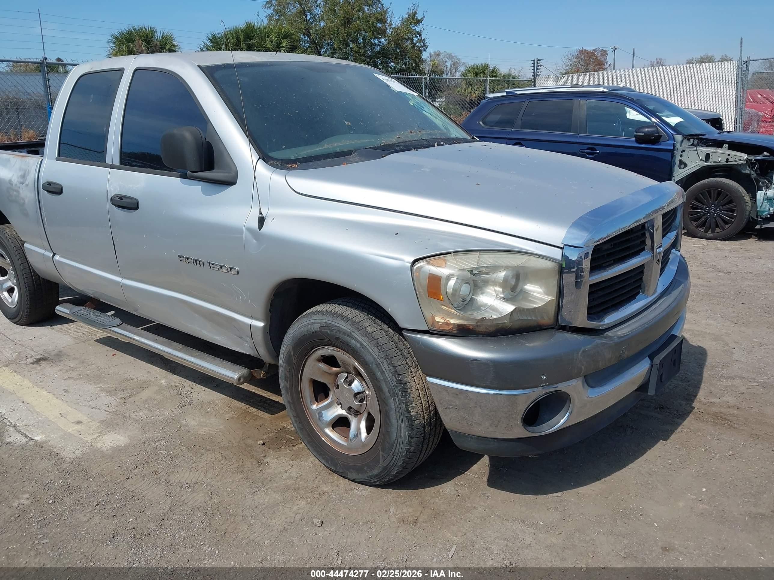 DODGE RAM image 6