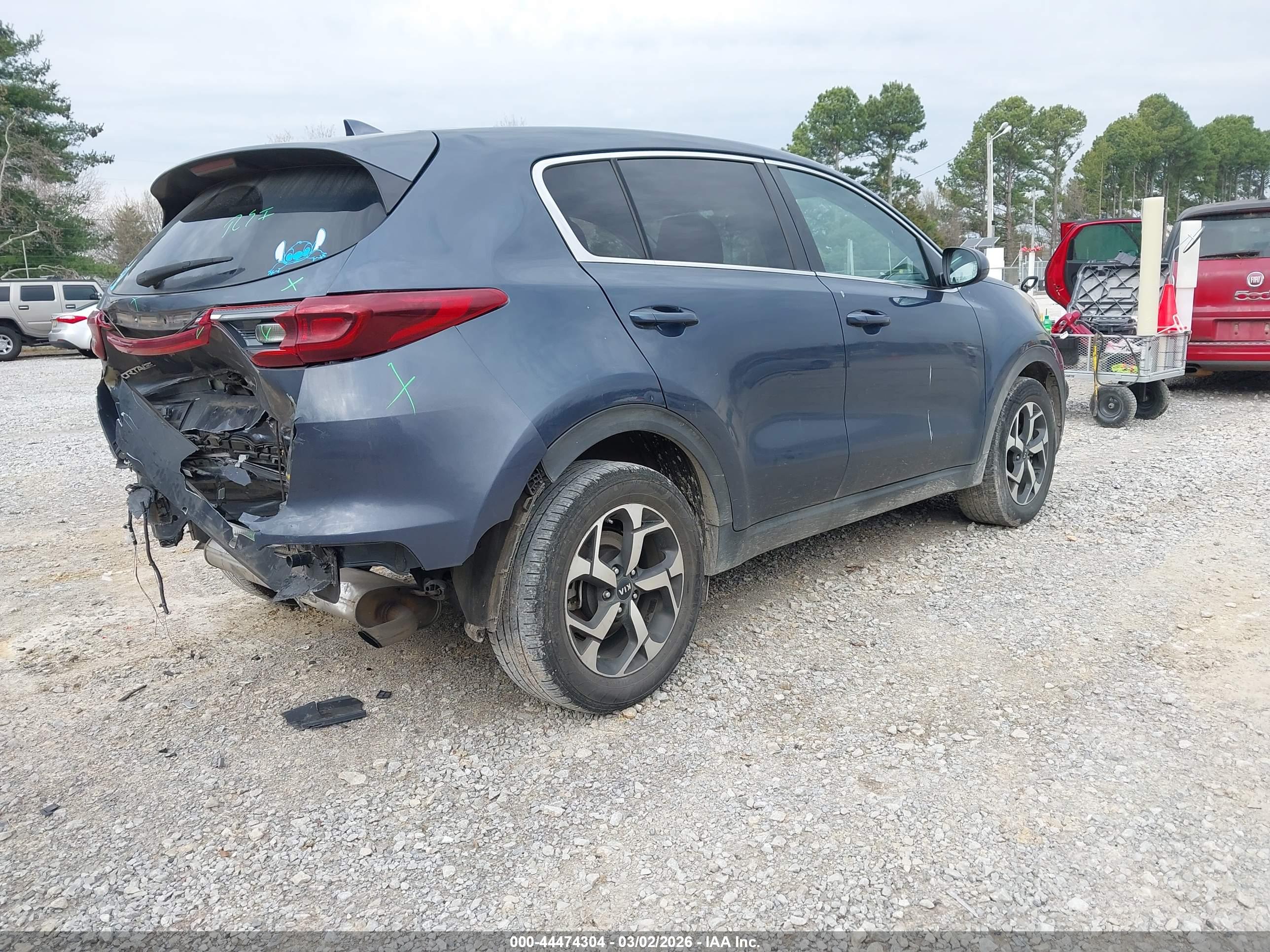 KIA SPORTAGE image 4