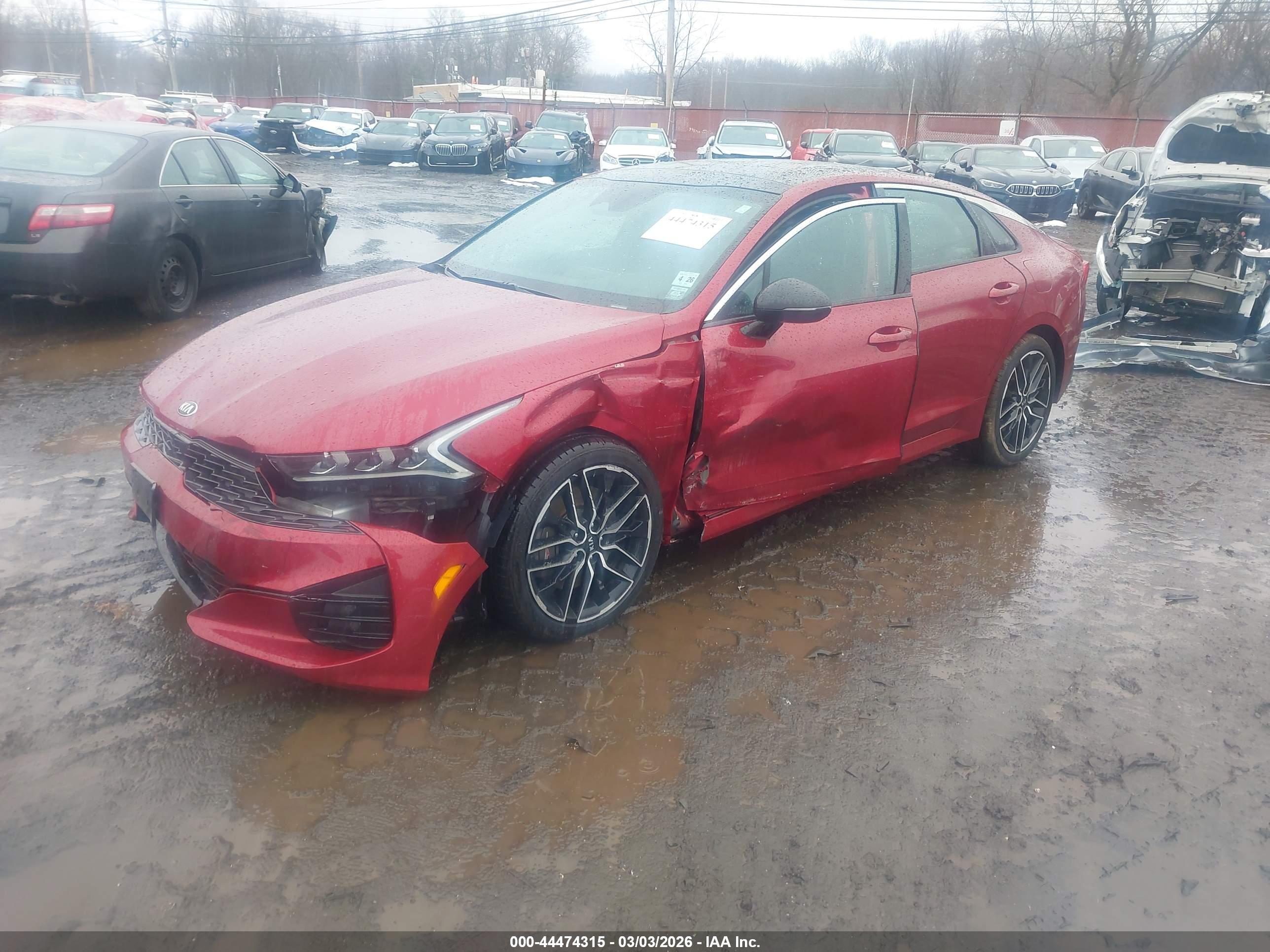 KIA K5 image 2