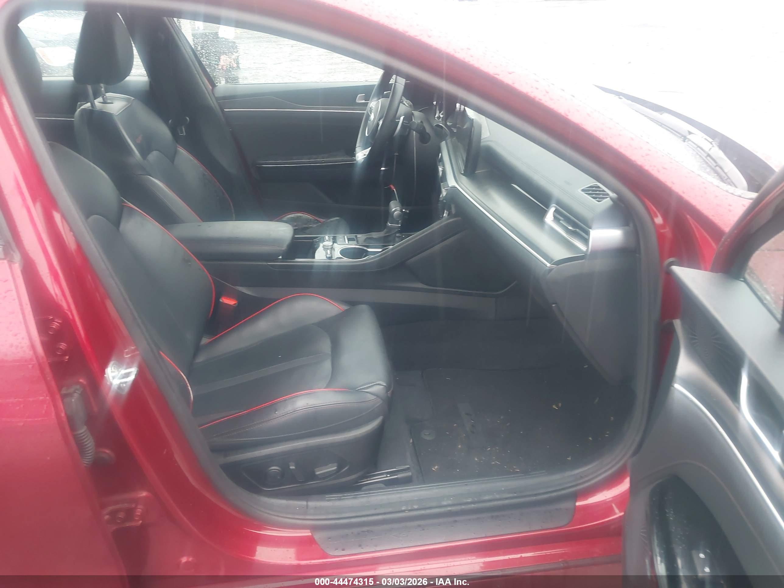 KIA K5 image 5