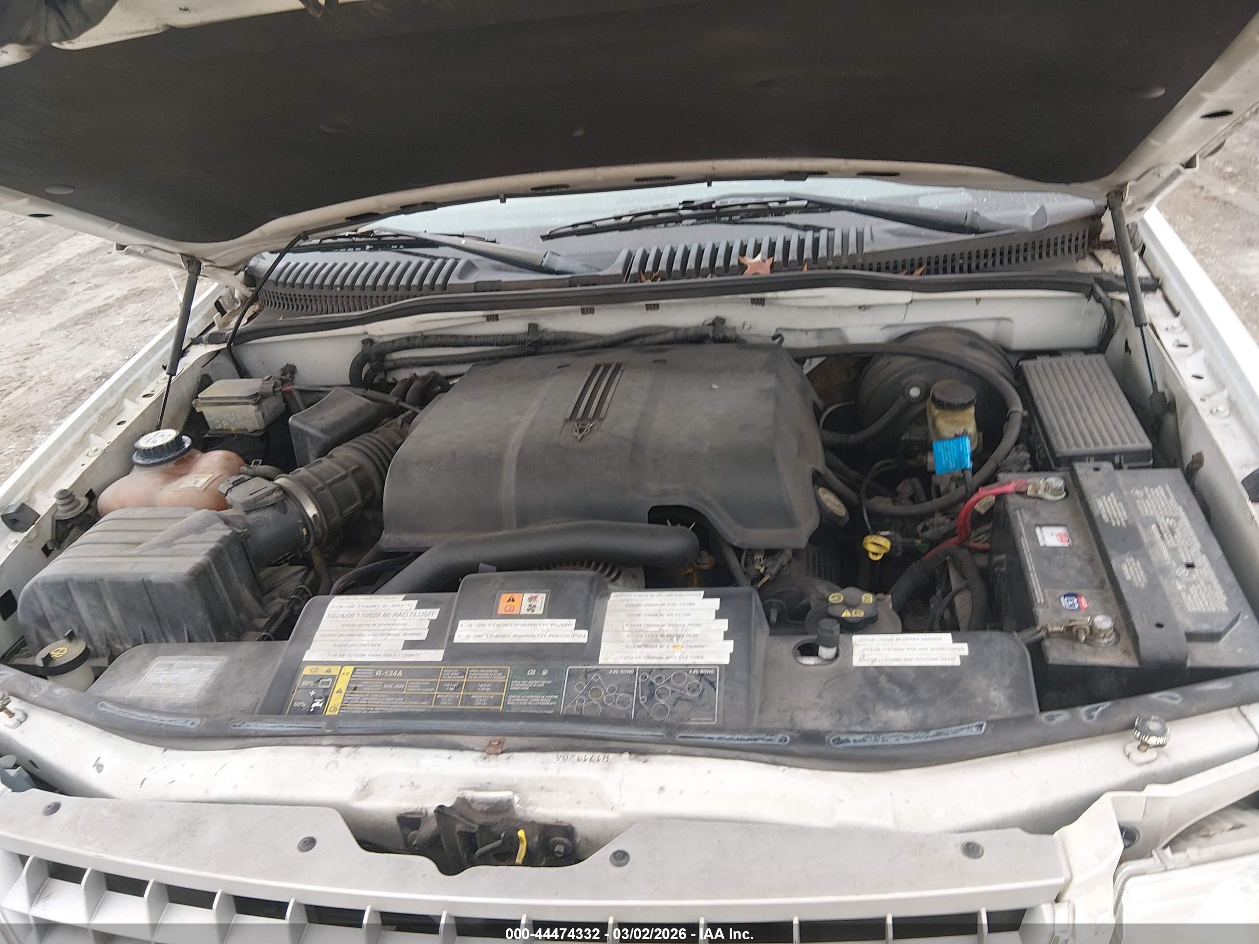 FORD EXPLORER image 10
