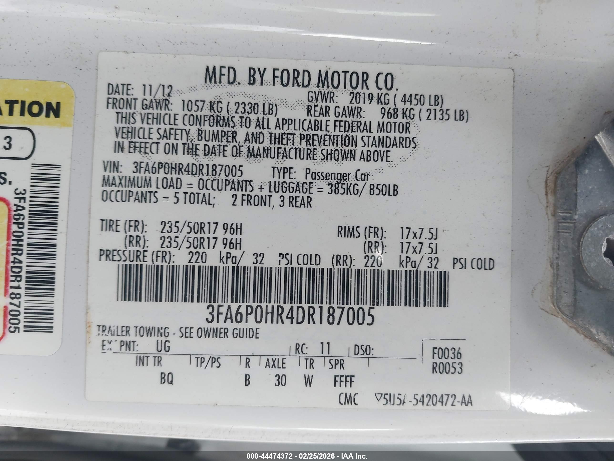FORD FUSION image 9
