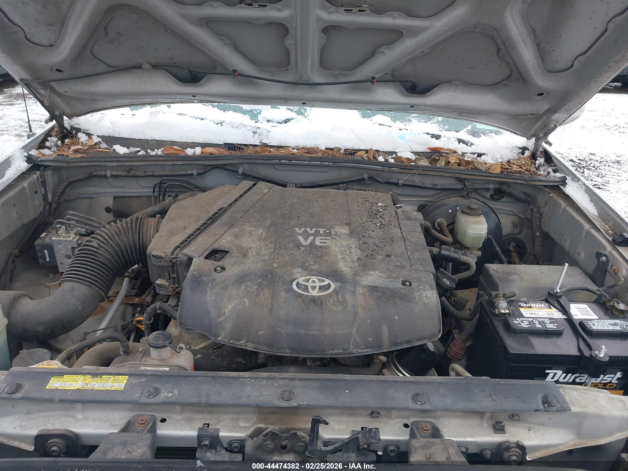 TOYOTA TACOMA image 10