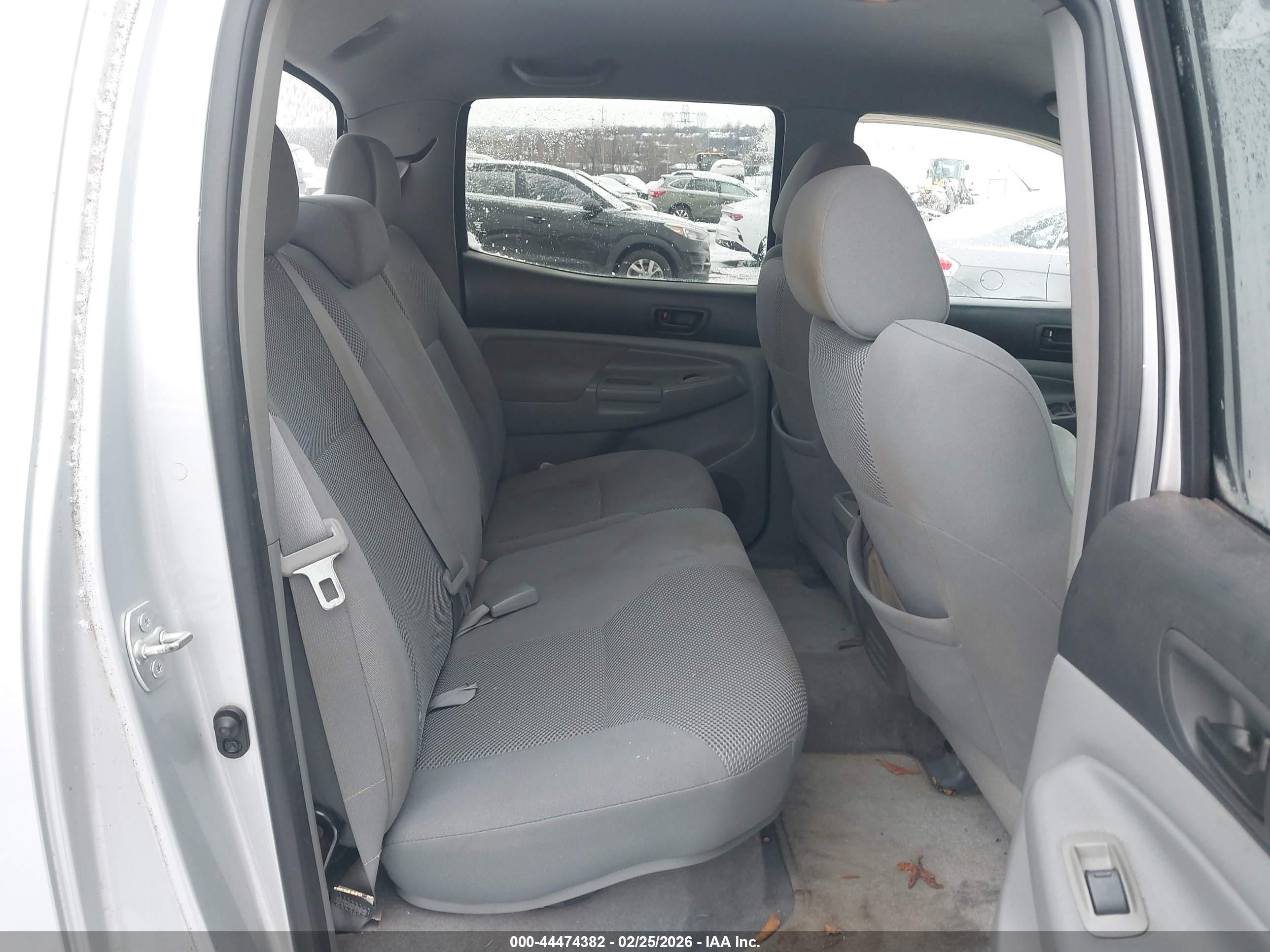 TOYOTA TACOMA image 8