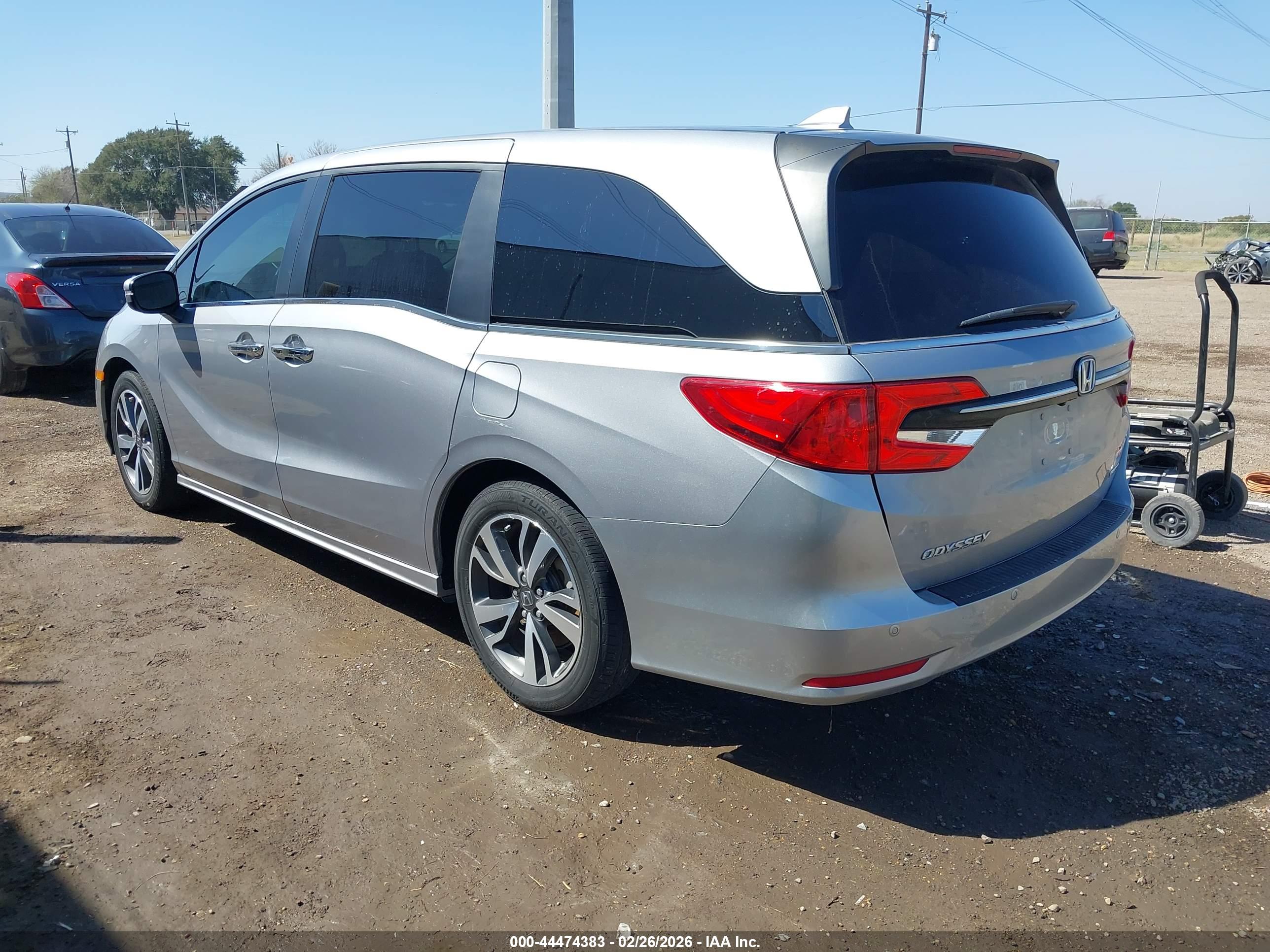 HONDA ODYSSEY image 3