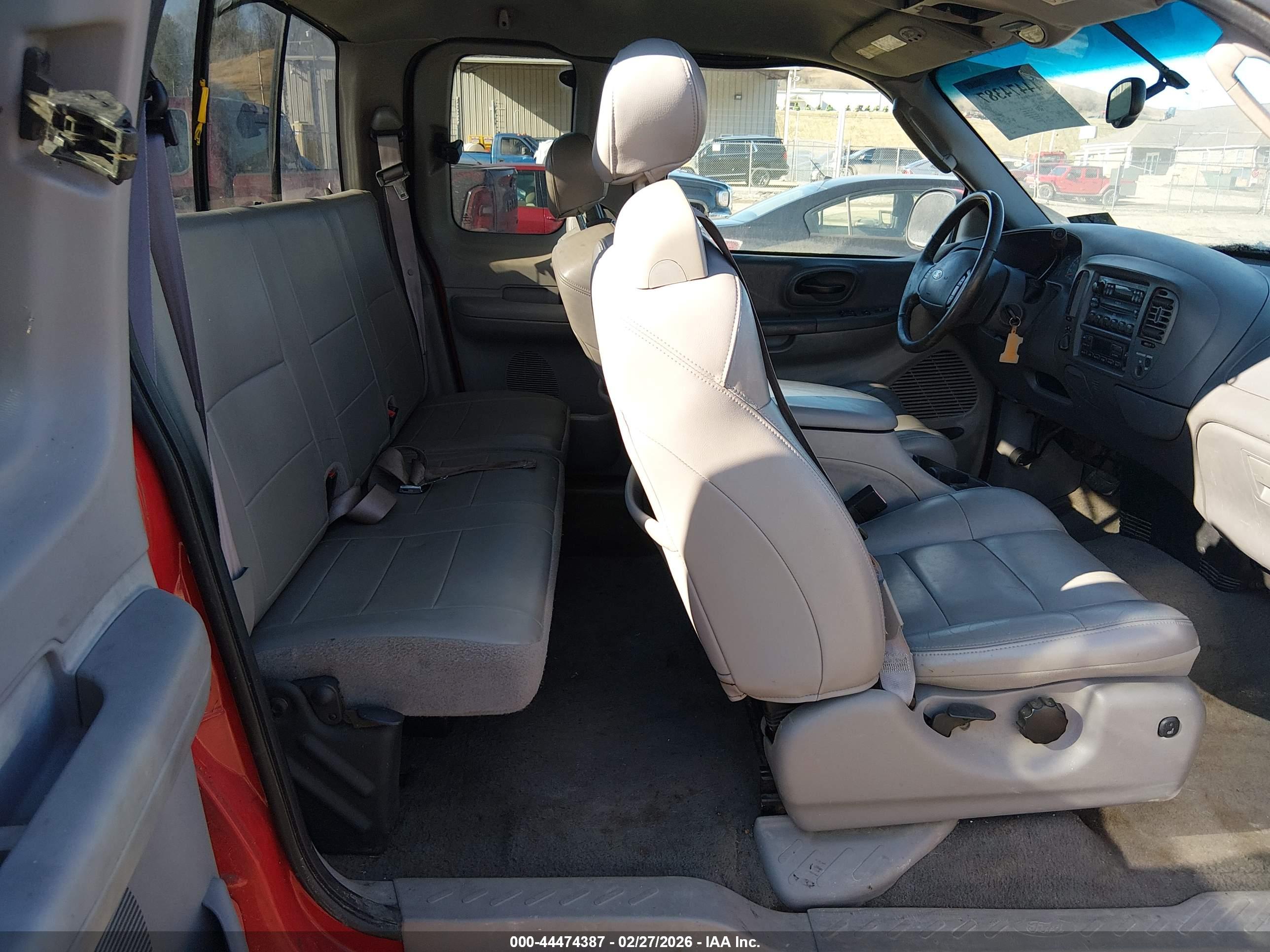 FORD F-150 image 8