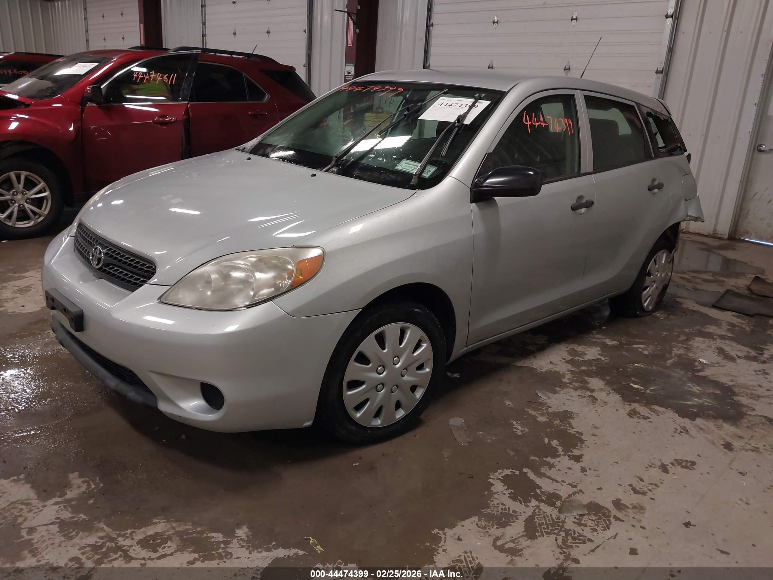 TOYOTA MATRIX image 2
