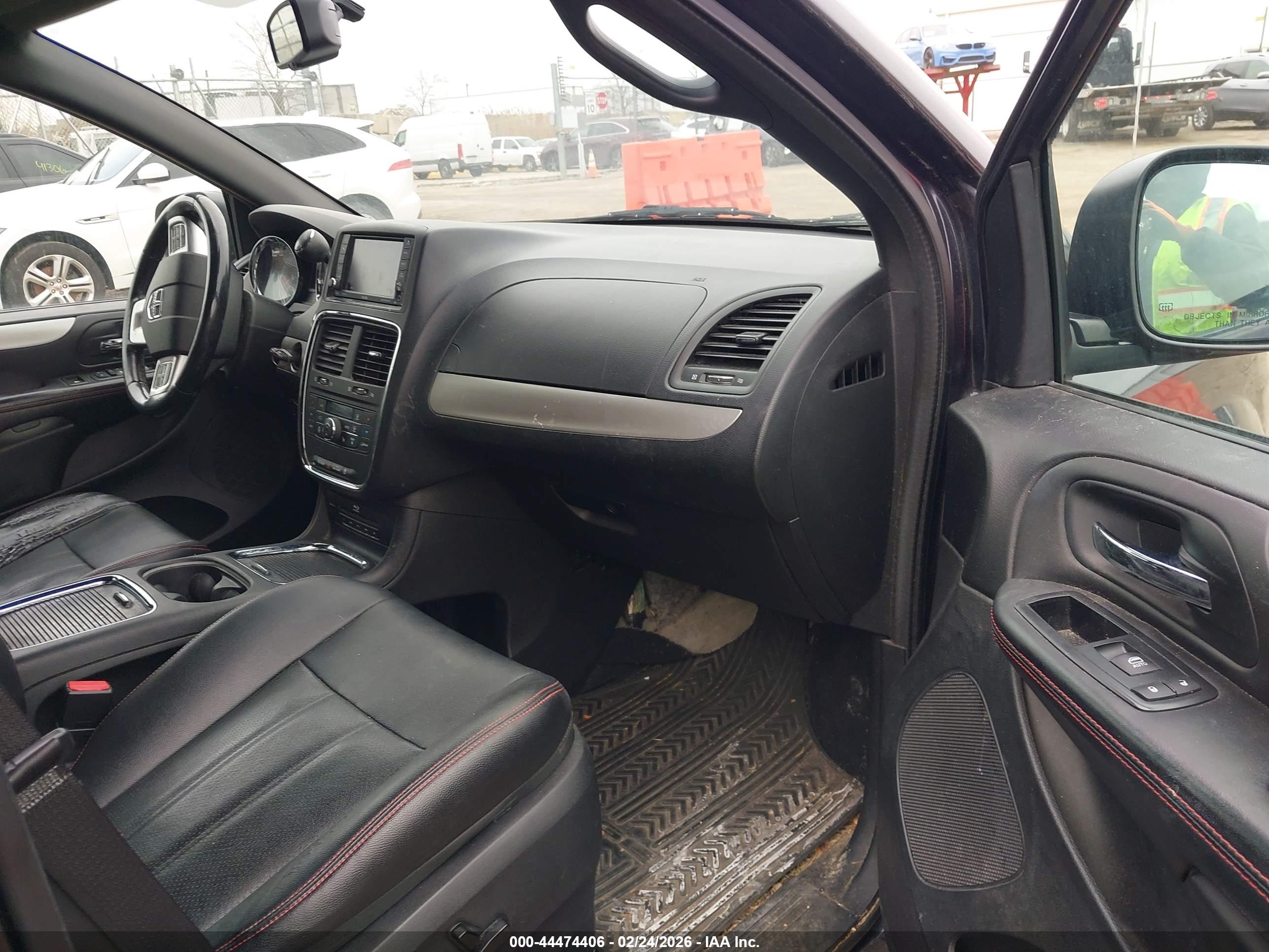 DODGE GRAND image 5