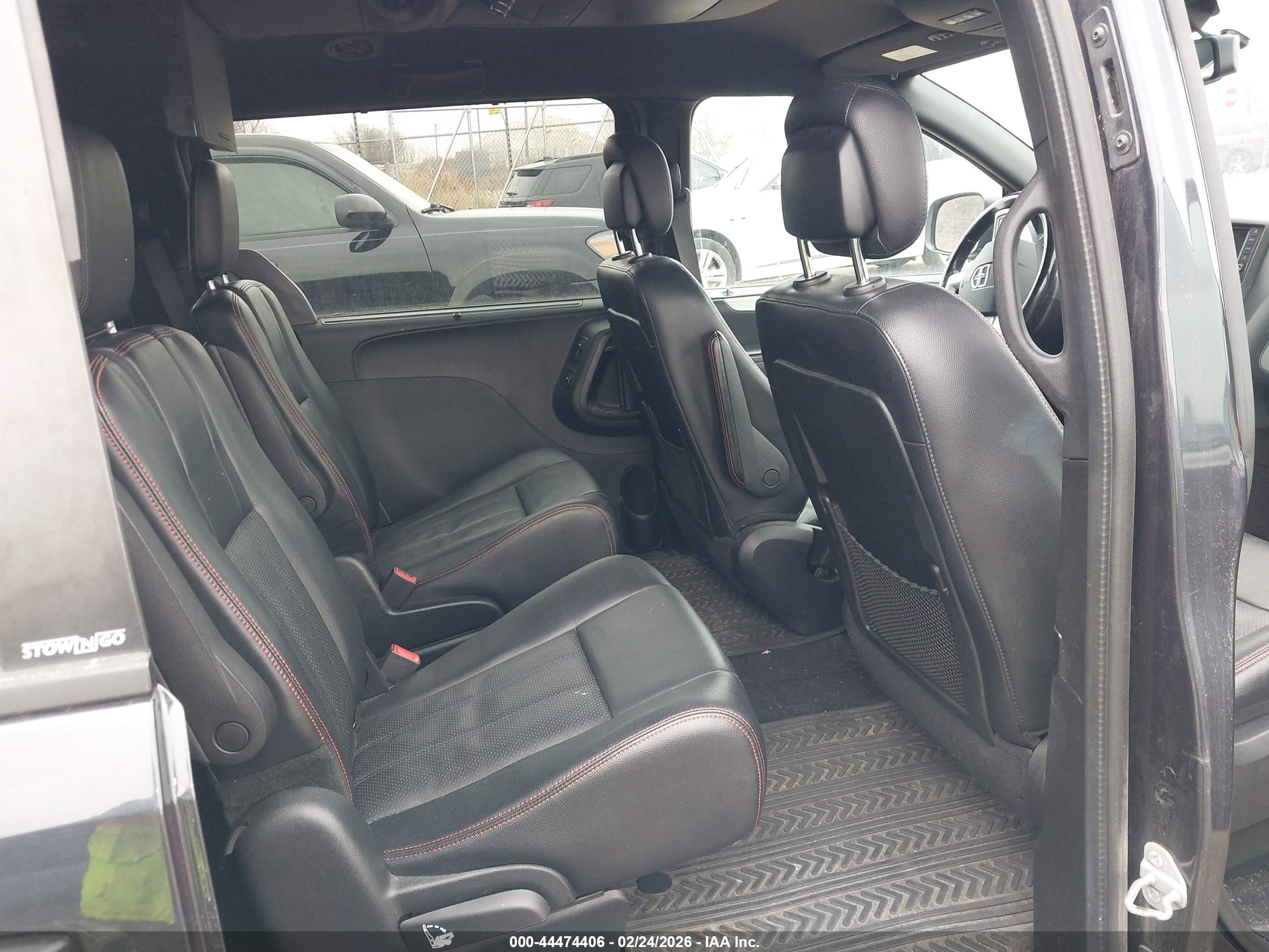DODGE GRAND image 8