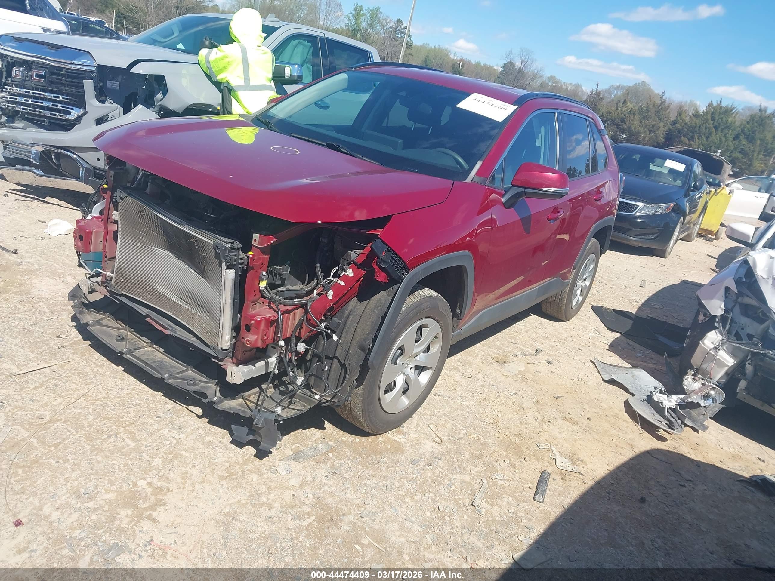 TOYOTA RAV4 image 2