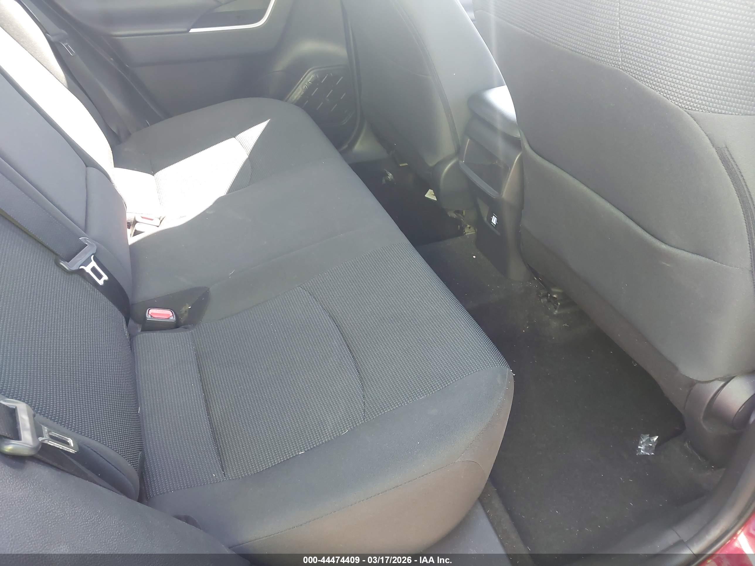 TOYOTA RAV4 image 8