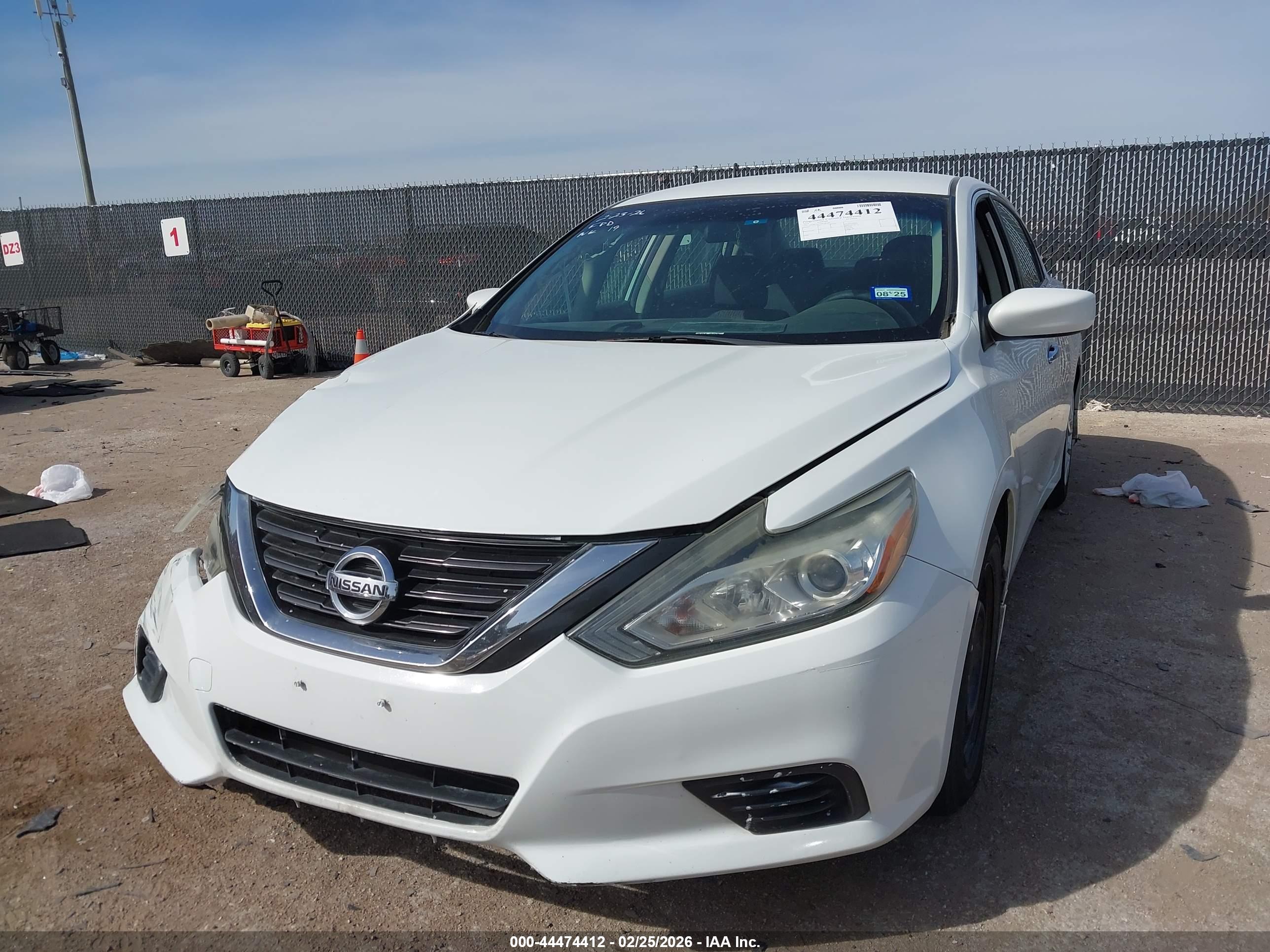 NISSAN ALTIMA image 2