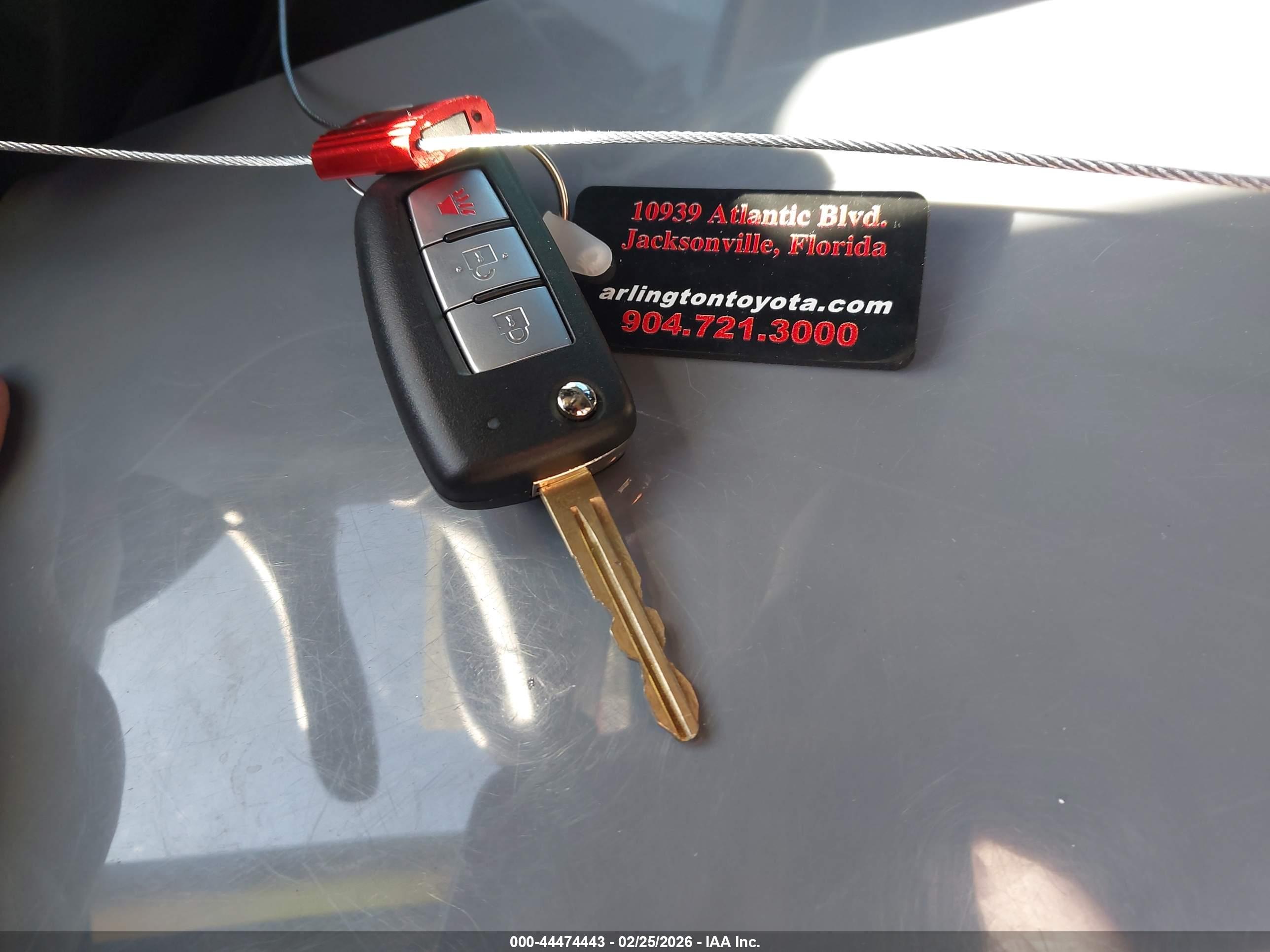NISSAN ROGUE image 11