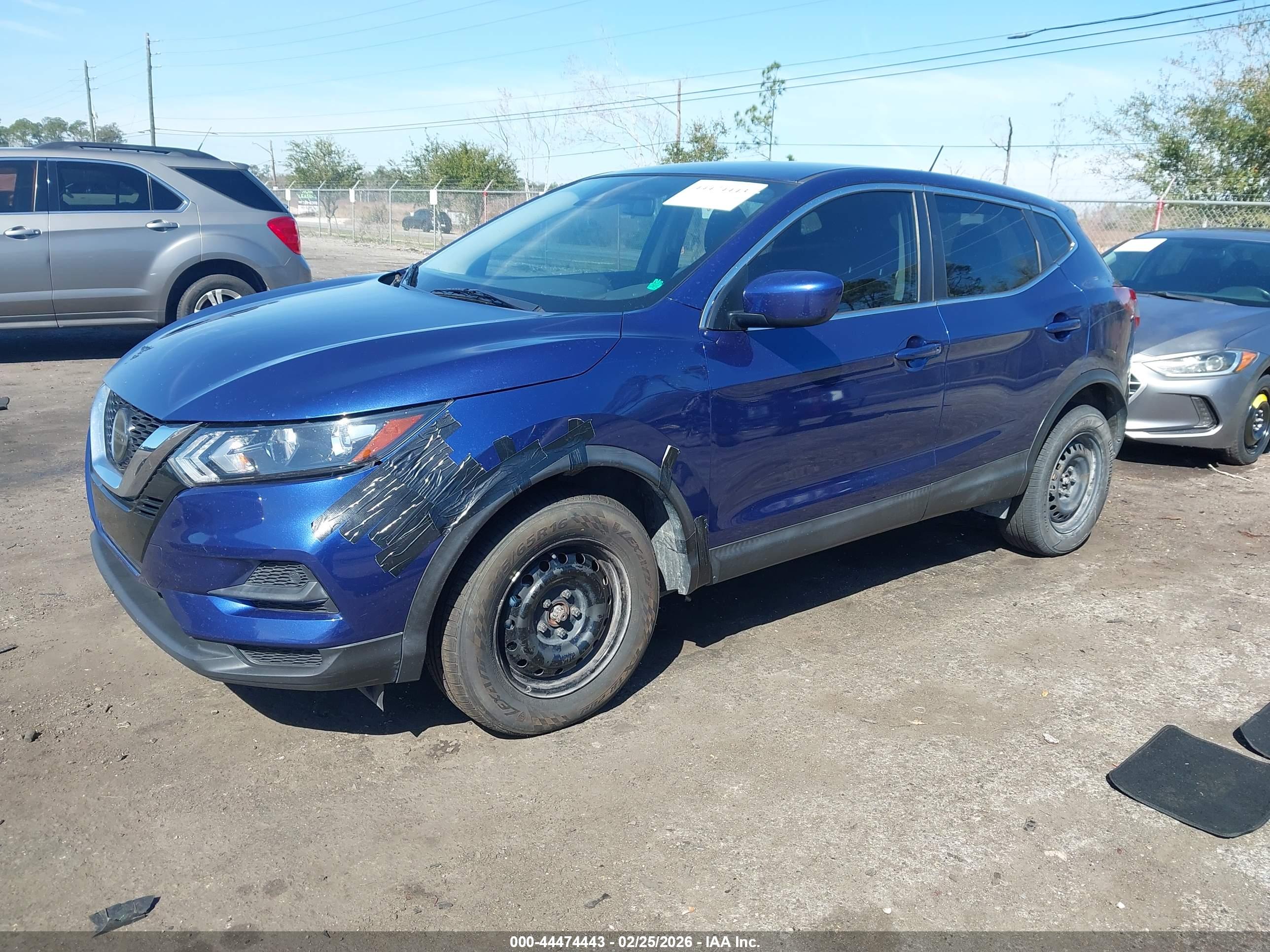 NISSAN ROGUE image 2
