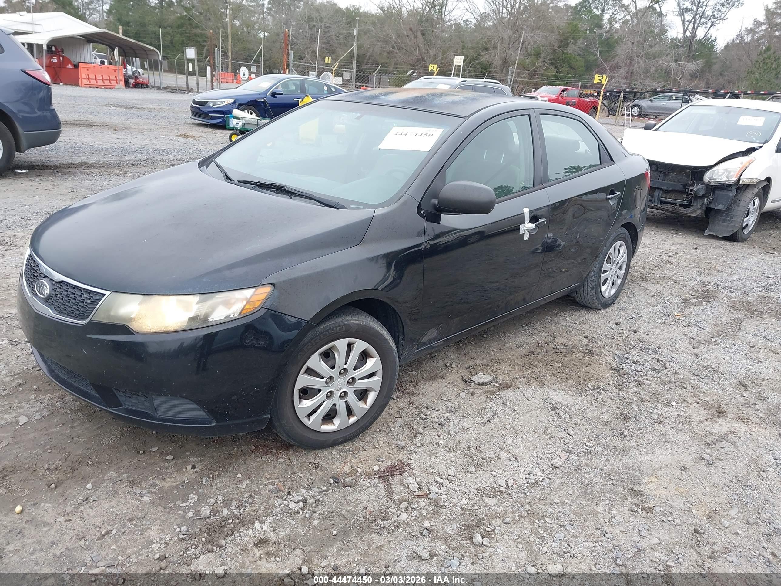 KIA FORTE image 2