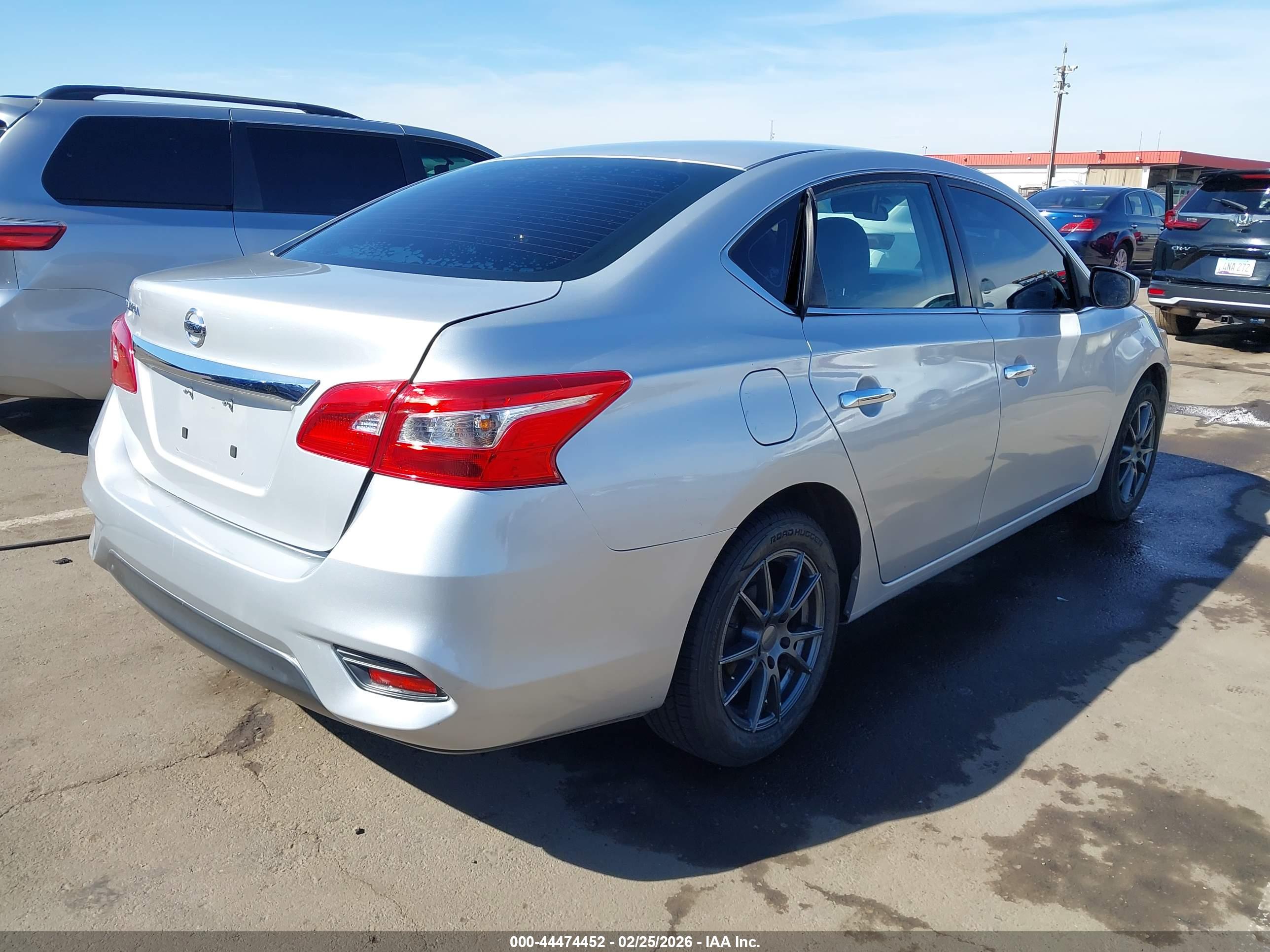 NISSAN SENTRA image 4