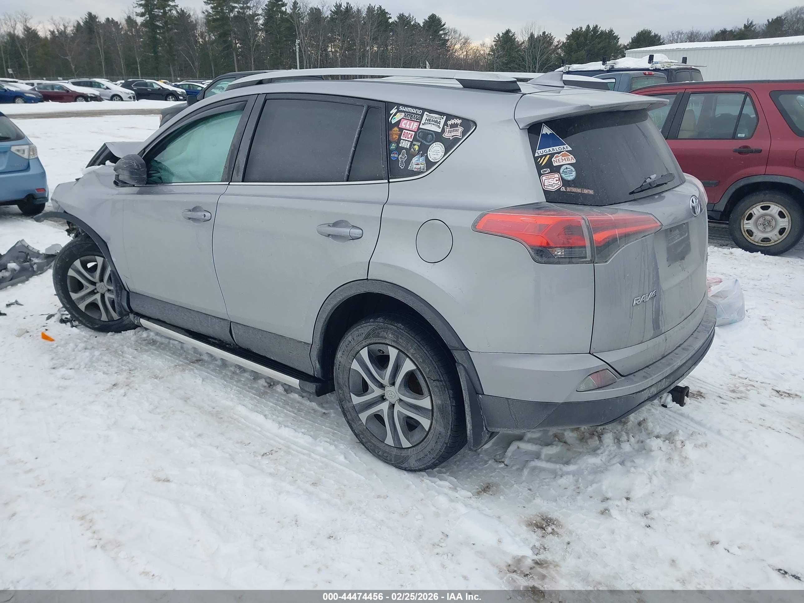 TOYOTA RAV4 image 3