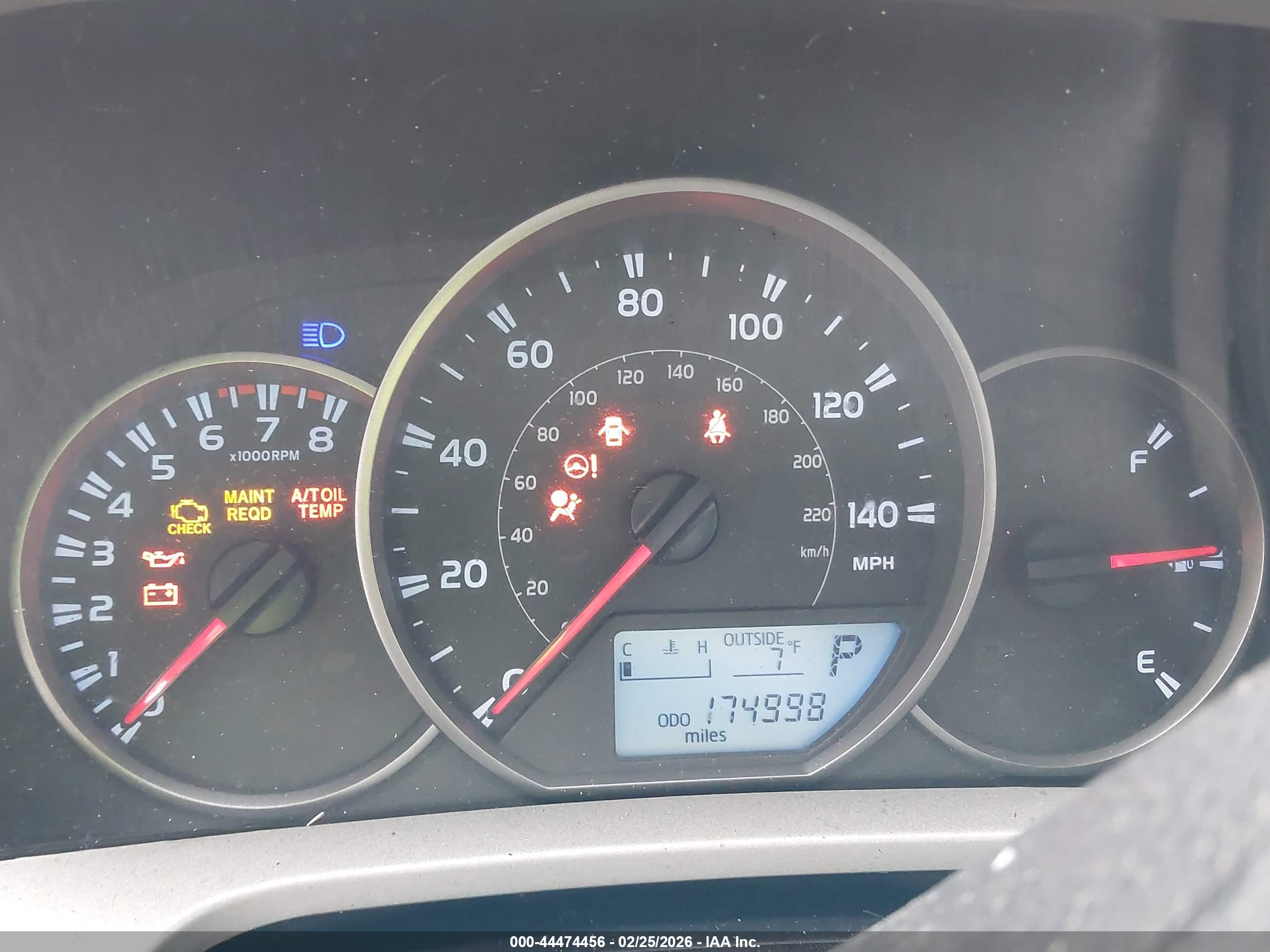 TOYOTA RAV4 image 7