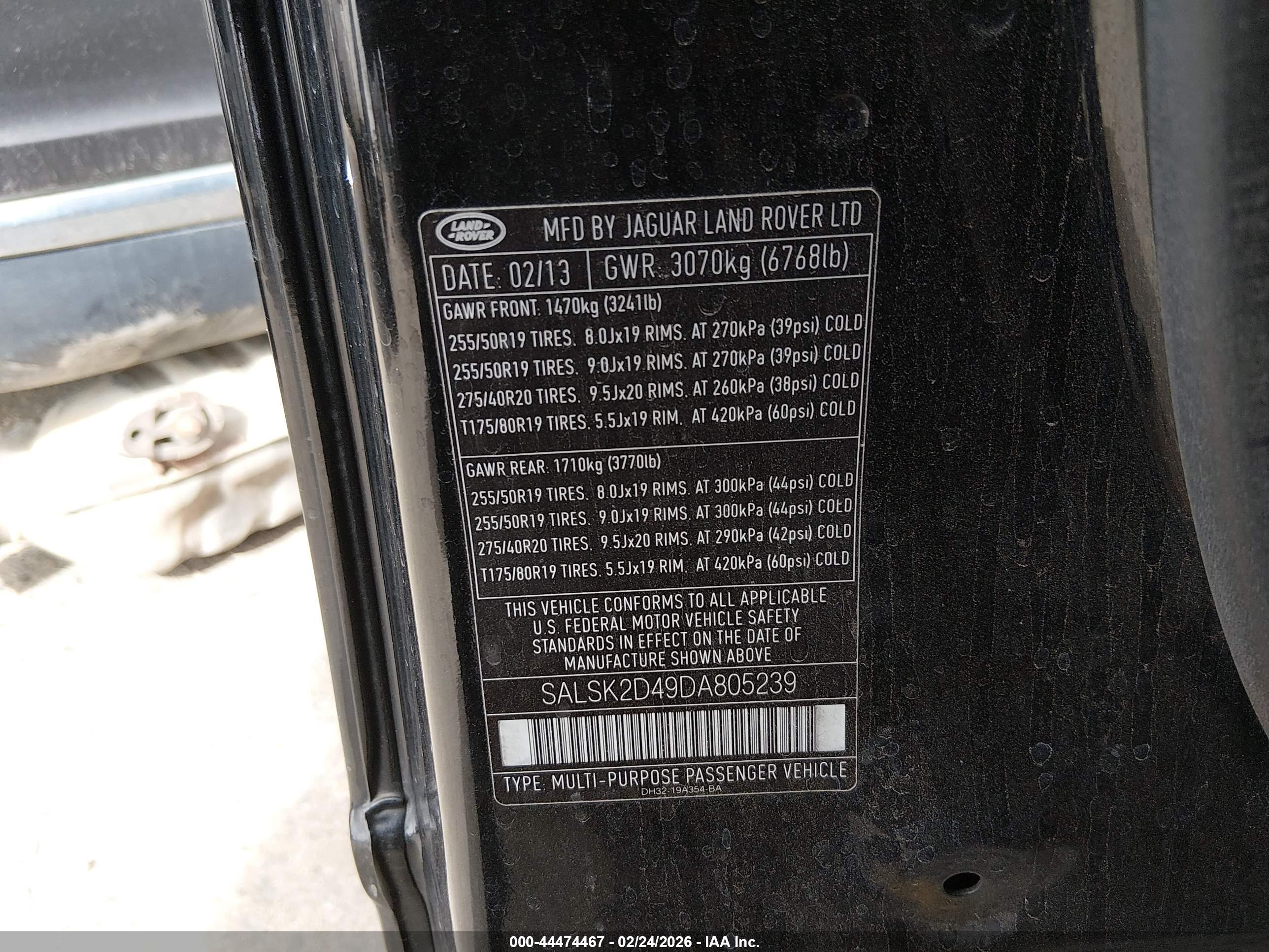 LAND ROVER image 9