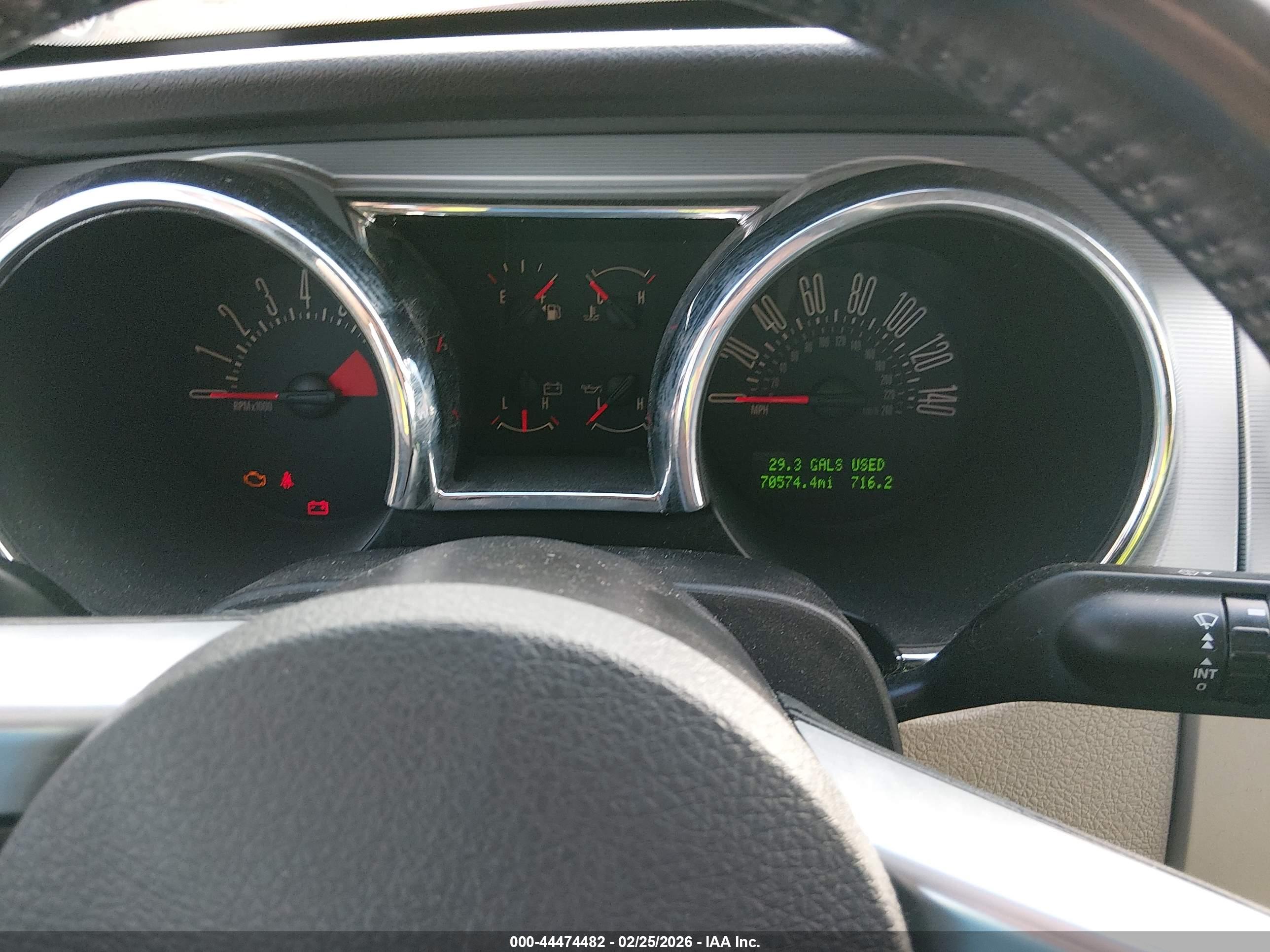 FORD MUSTANG image 7