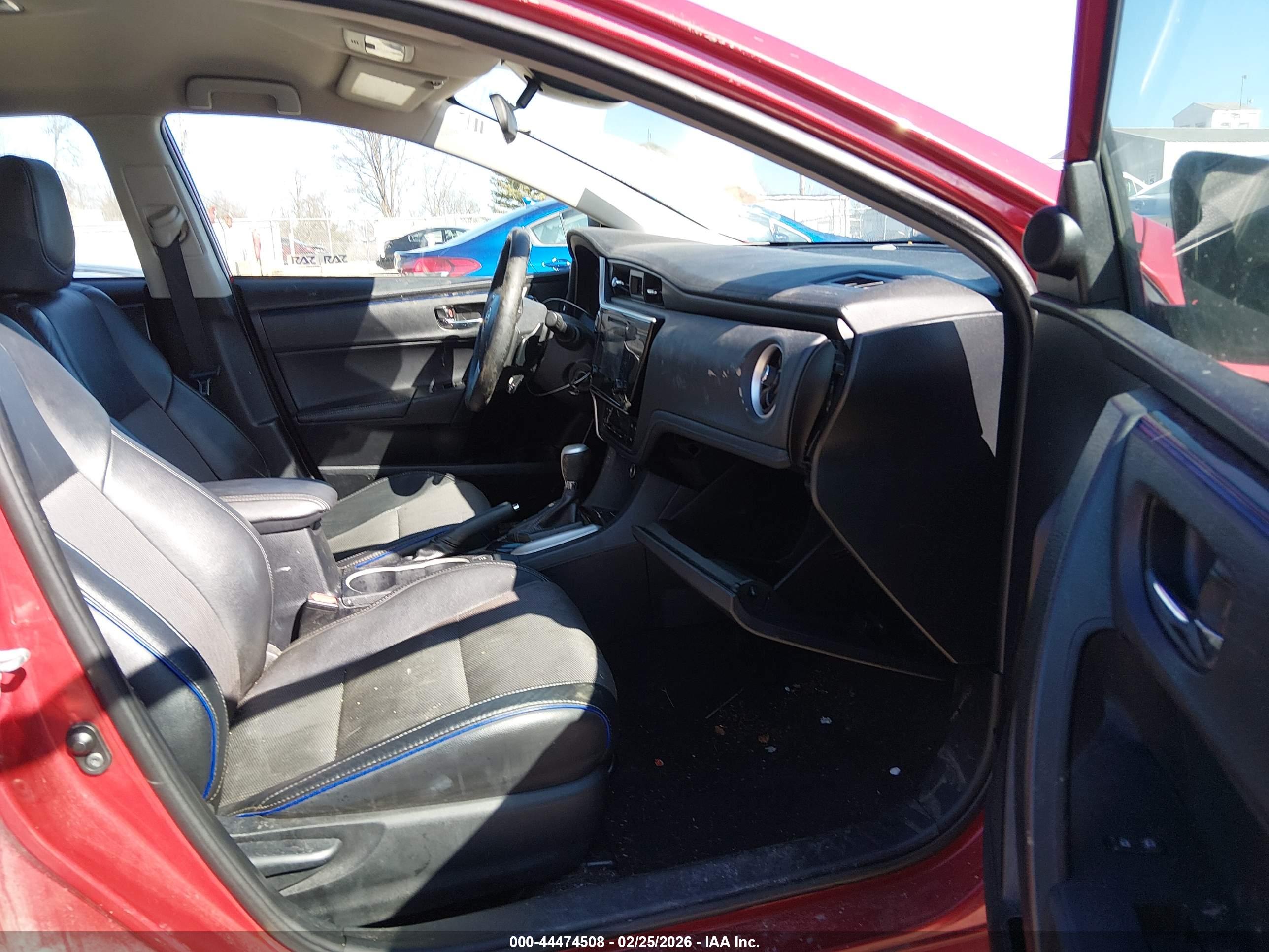 TOYOTA COROLLA image 5