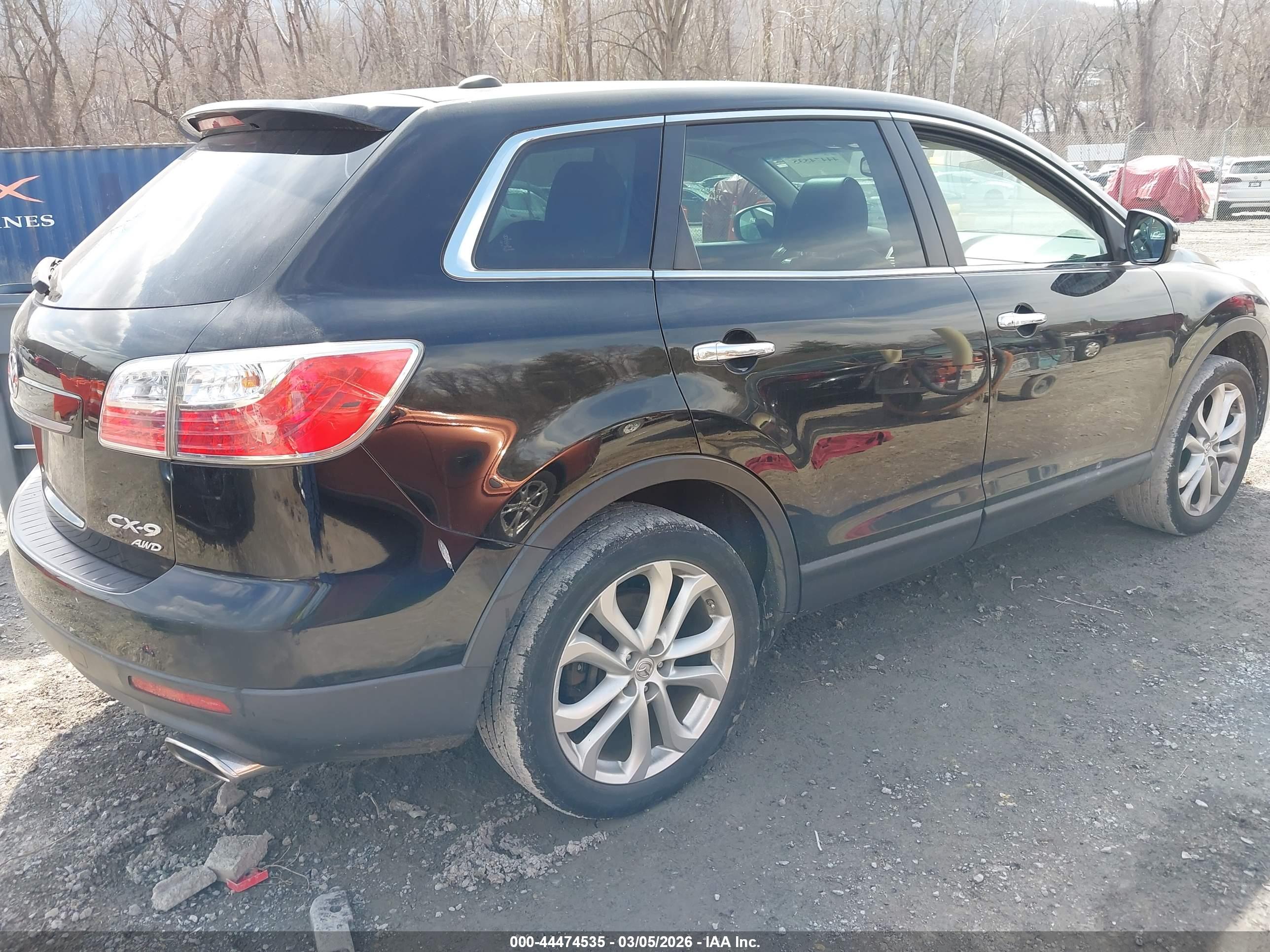 MAZDA CX-9 image 4