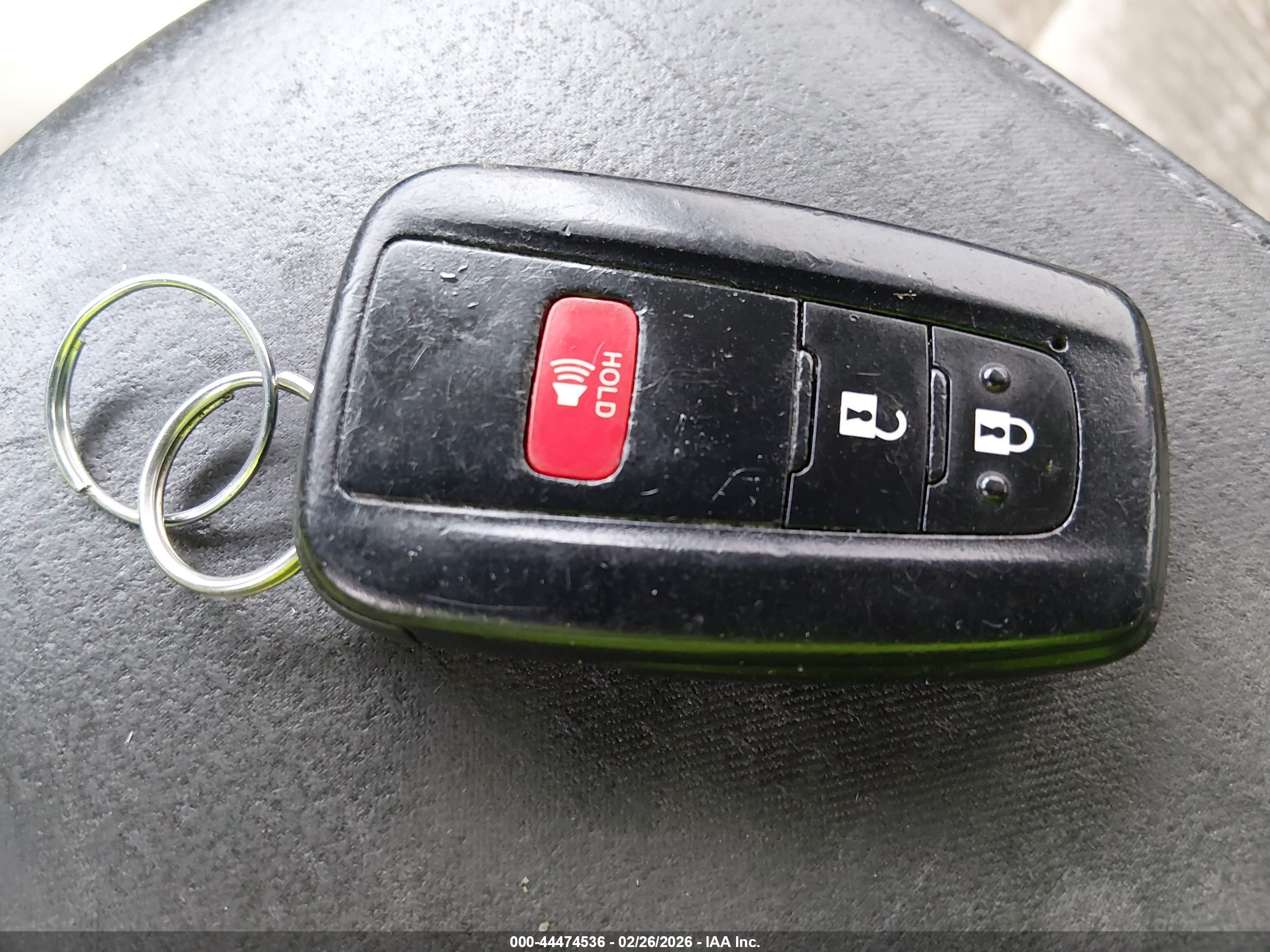 TOYOTA PRIUS image 11