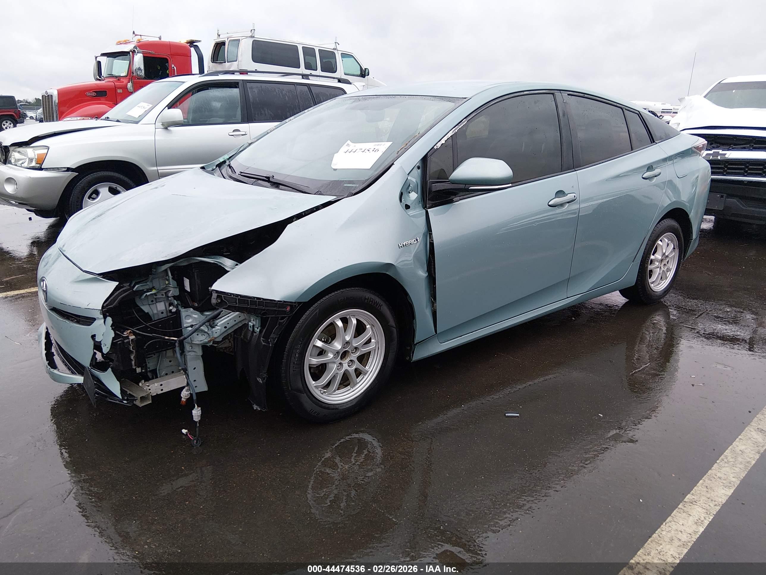 TOYOTA PRIUS image 2