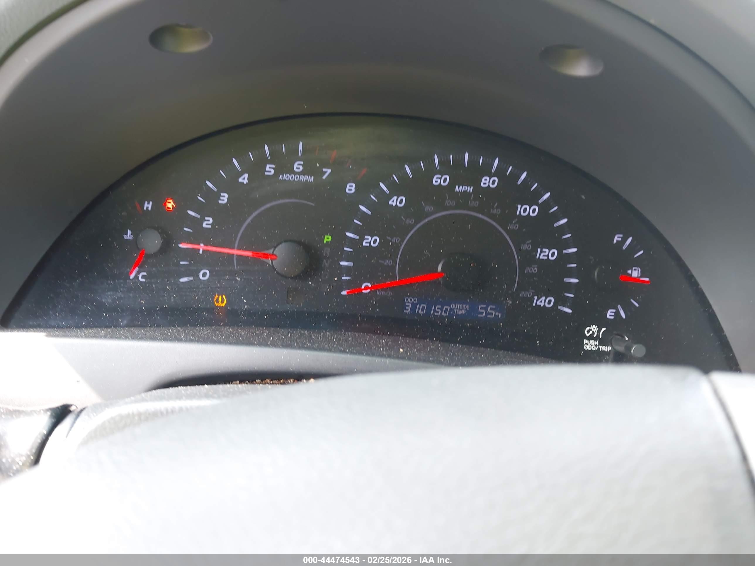 TOYOTA CAMRY image 7