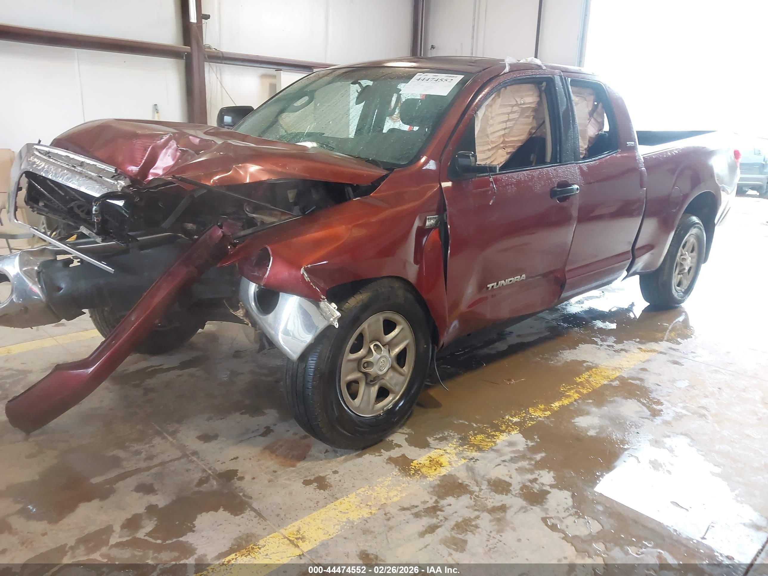 TOYOTA TUNDRA image 2