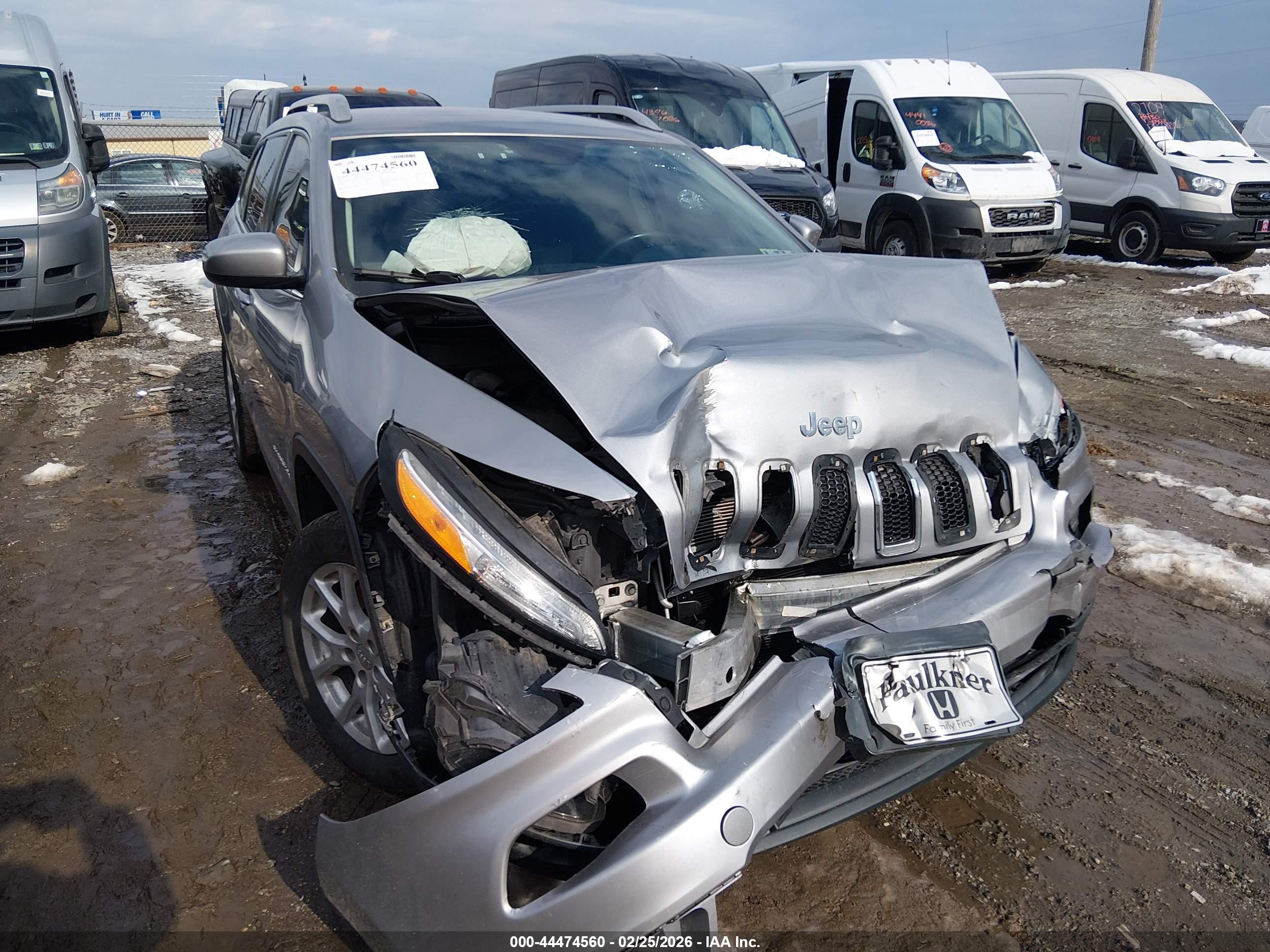 JEEP CHEROKEE image 6