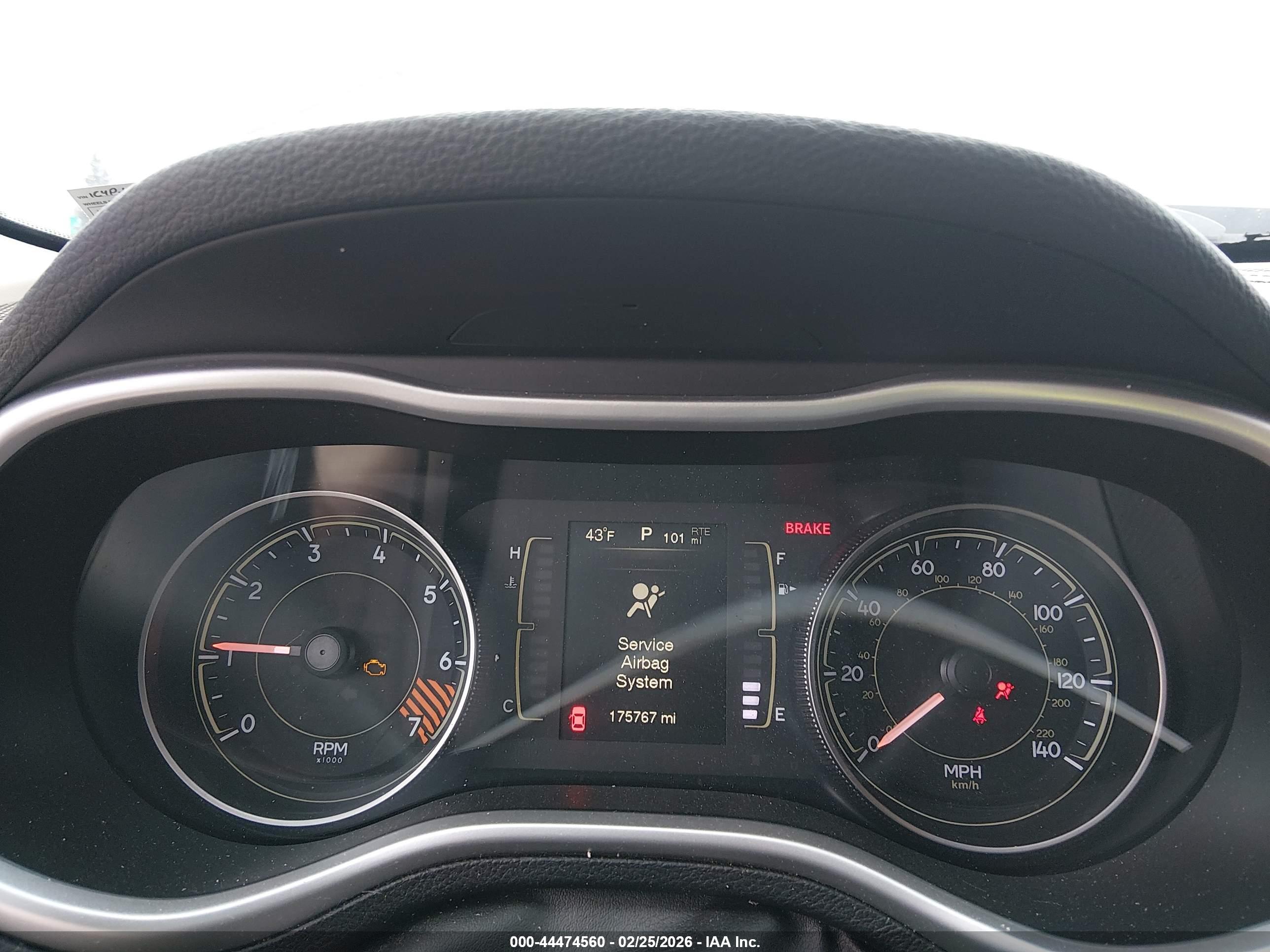 JEEP CHEROKEE image 7