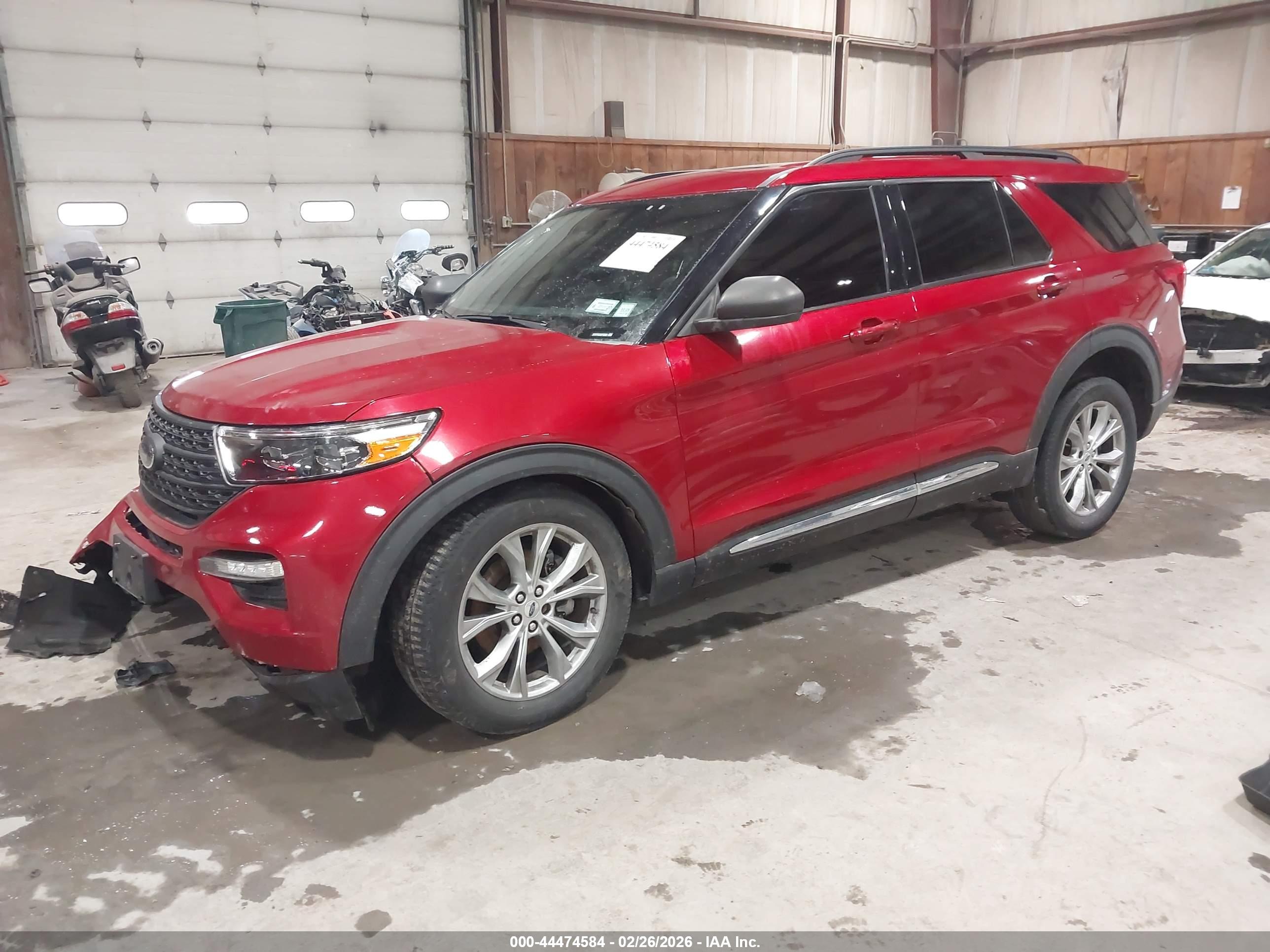 FORD EXPLORER image 2