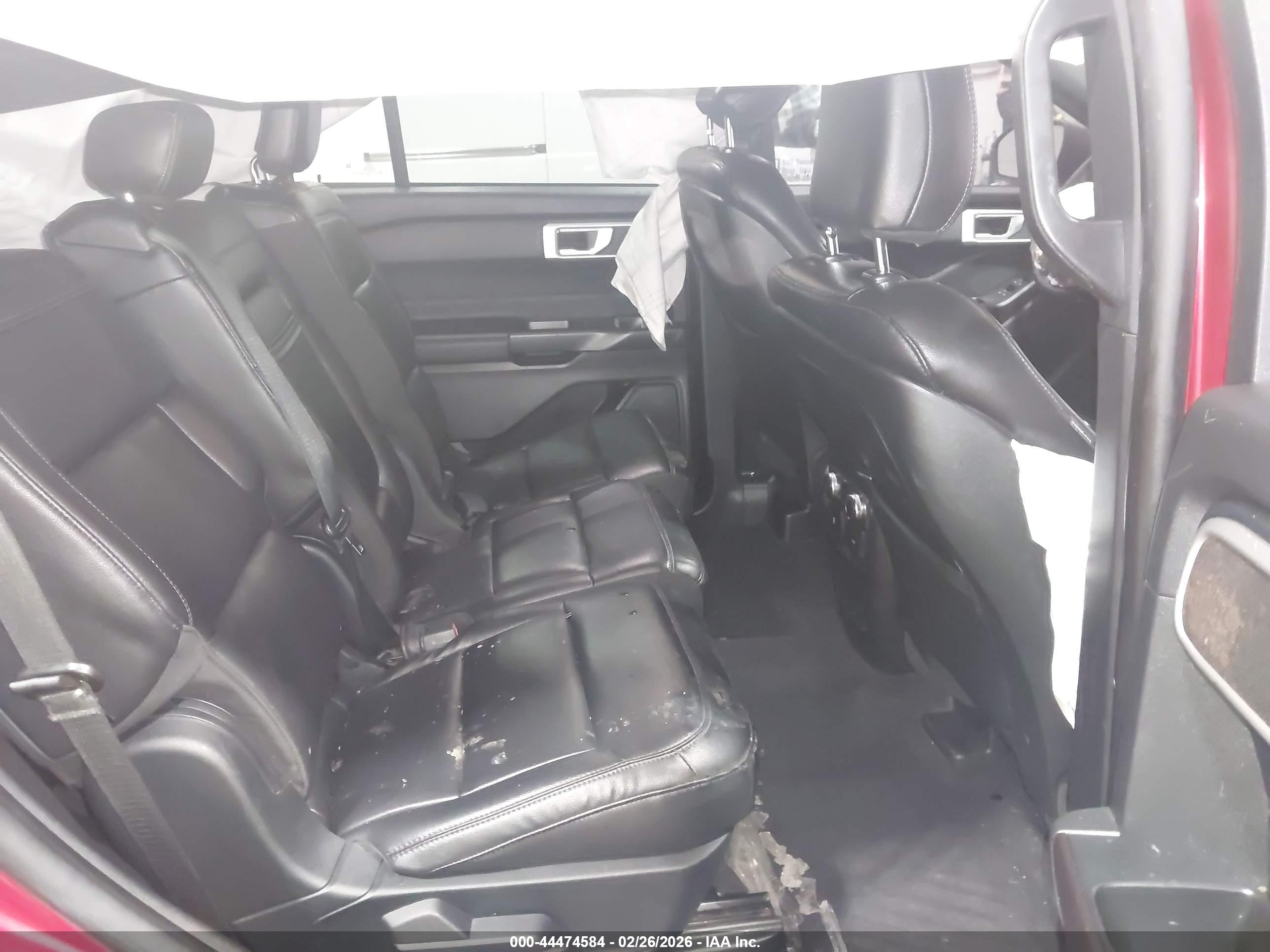FORD EXPLORER image 8