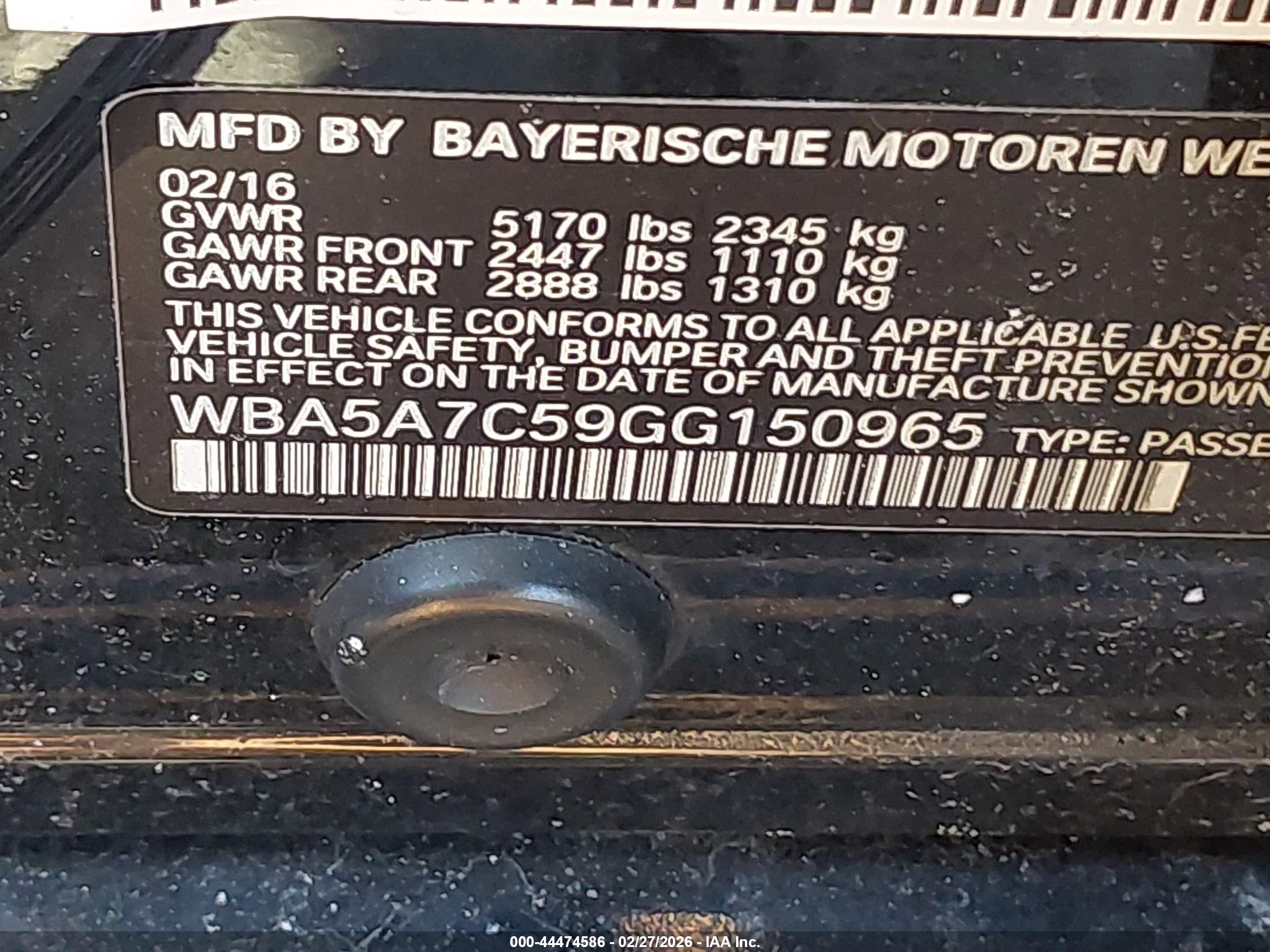 BMW 528I image 9
