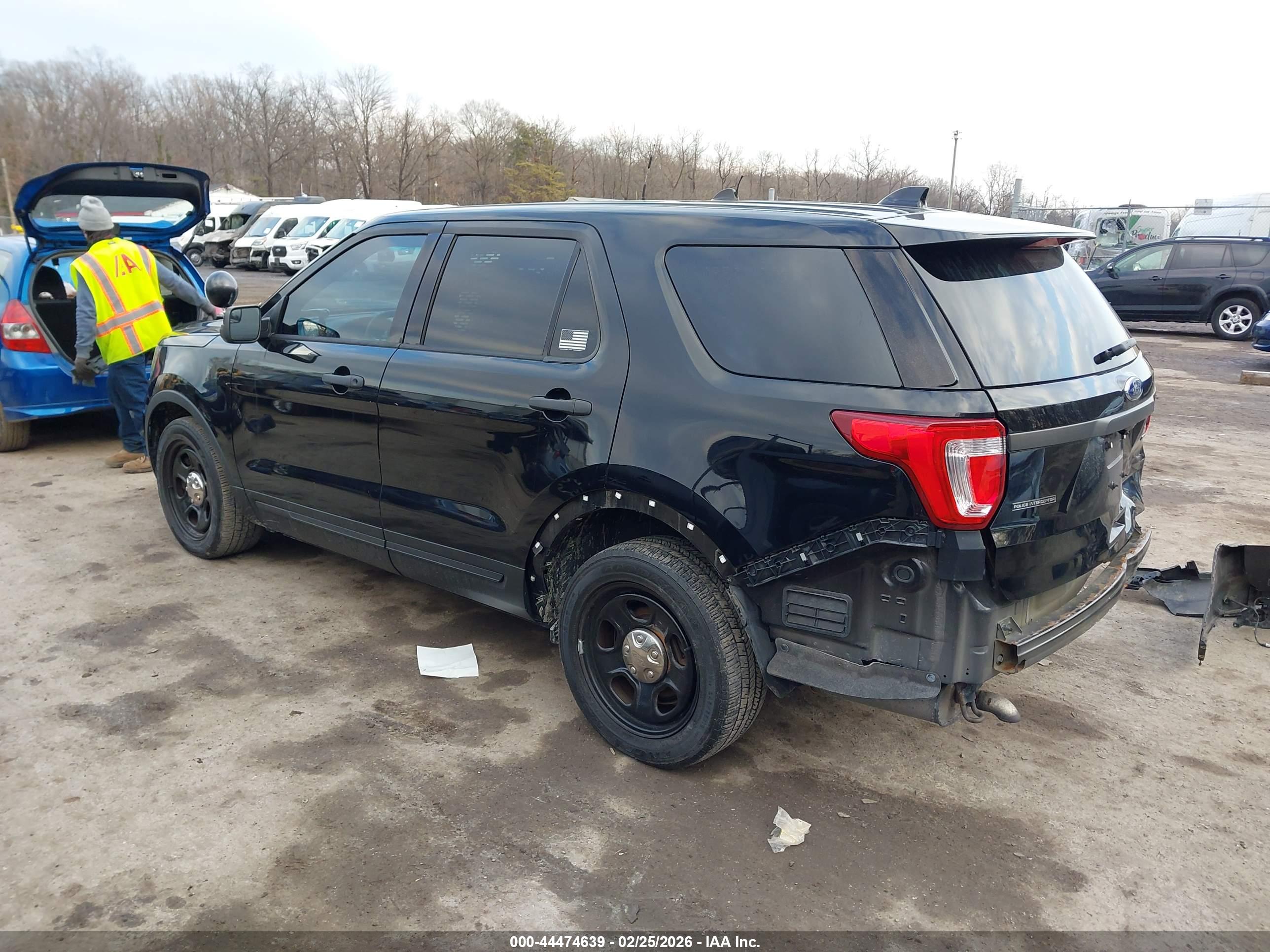 FORD UTILITY image 3