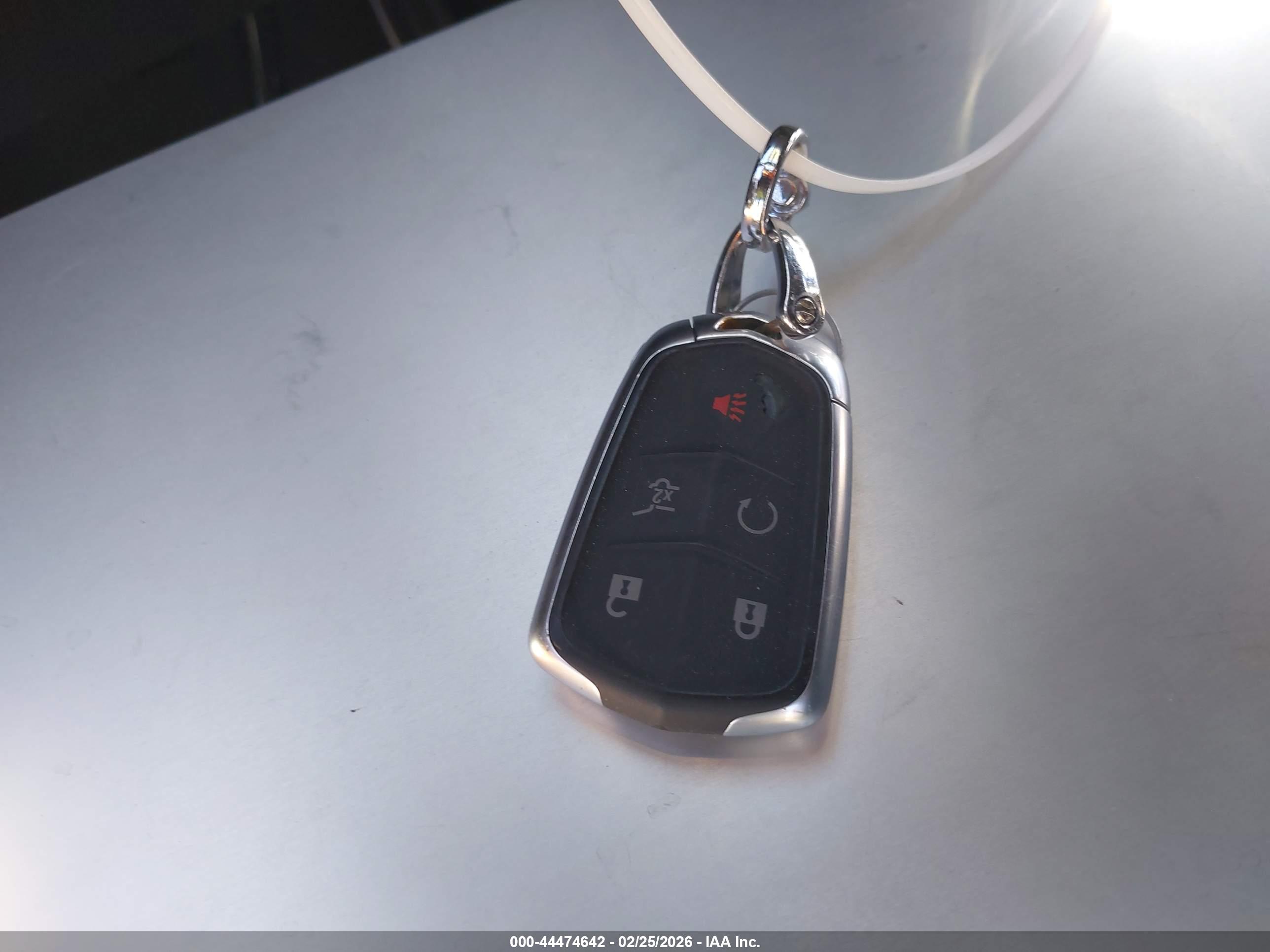 CADILLAC XT4 image 11