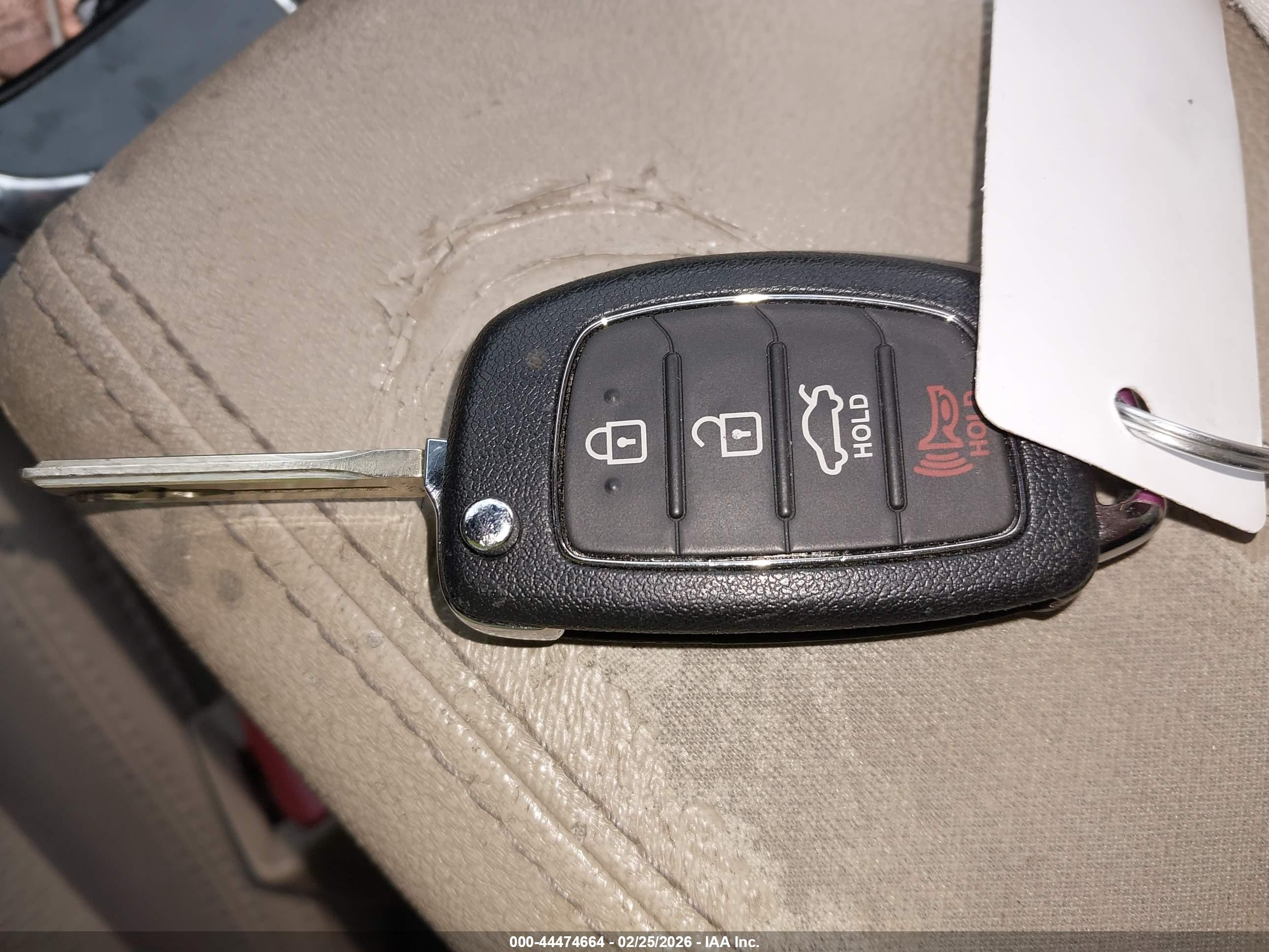 HYUNDAI SONATA image 11