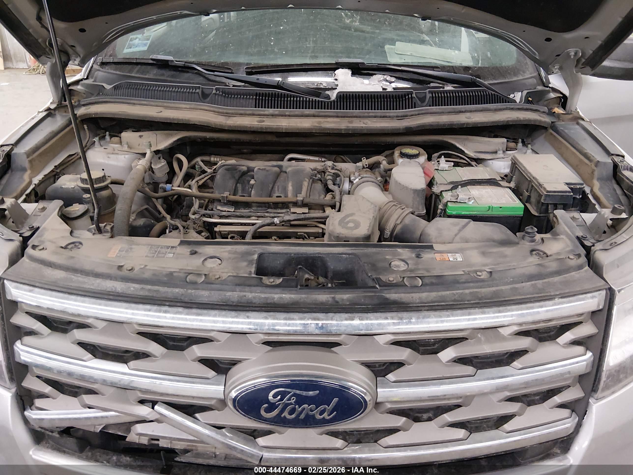 FORD EXPLORER image 10