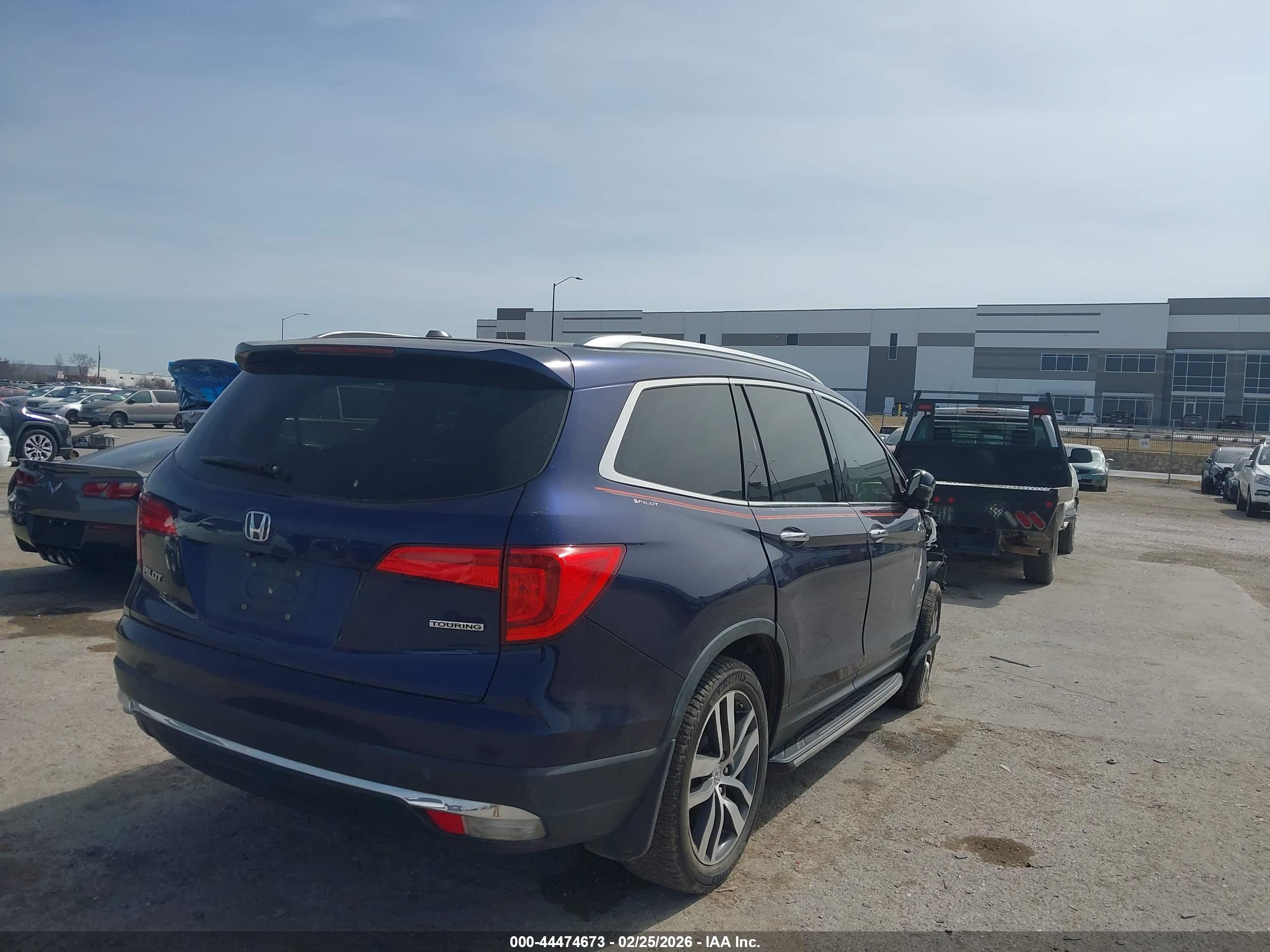 HONDA PILOT image 4