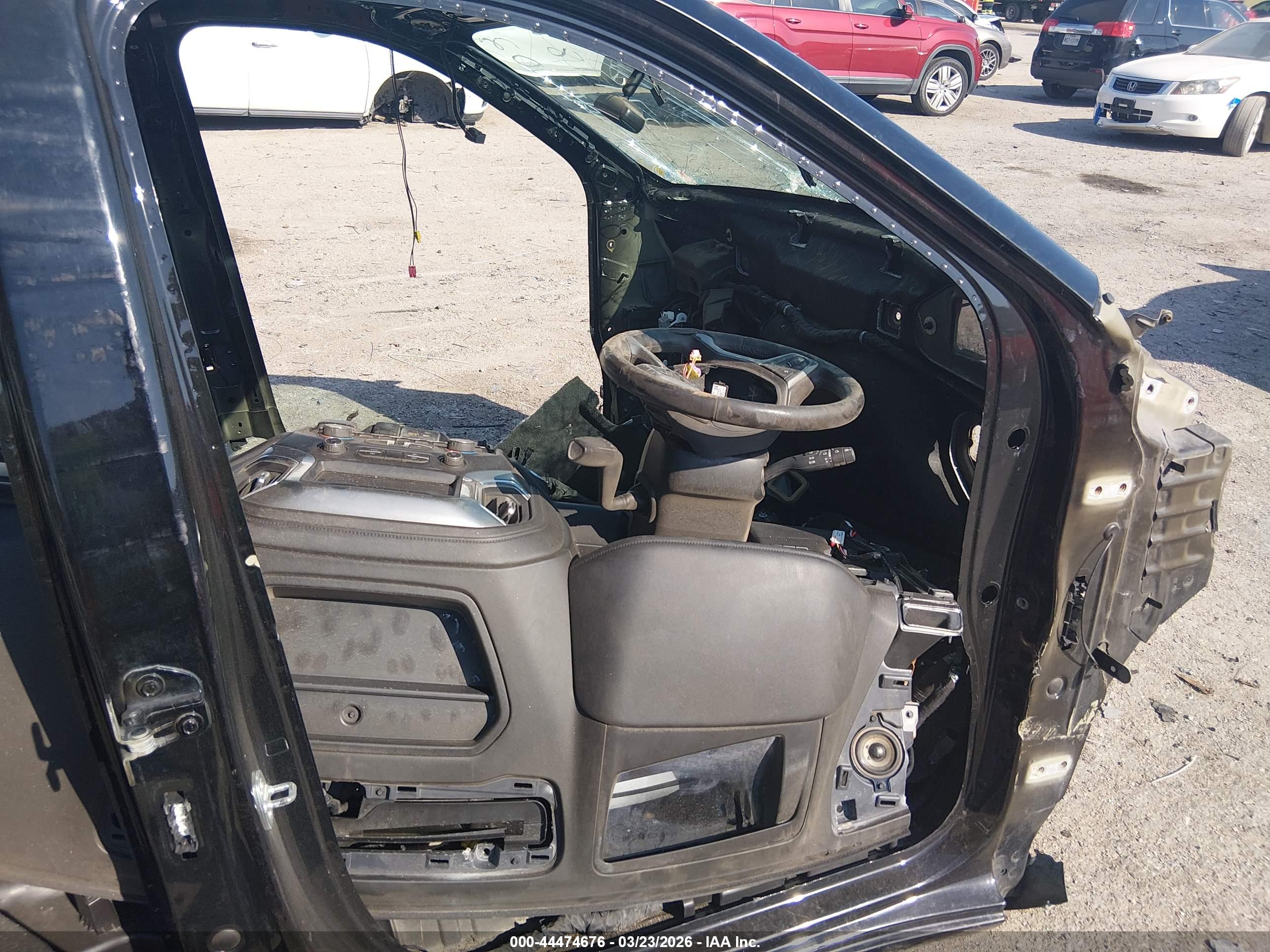 CHEVROLET SILVERADO image 7