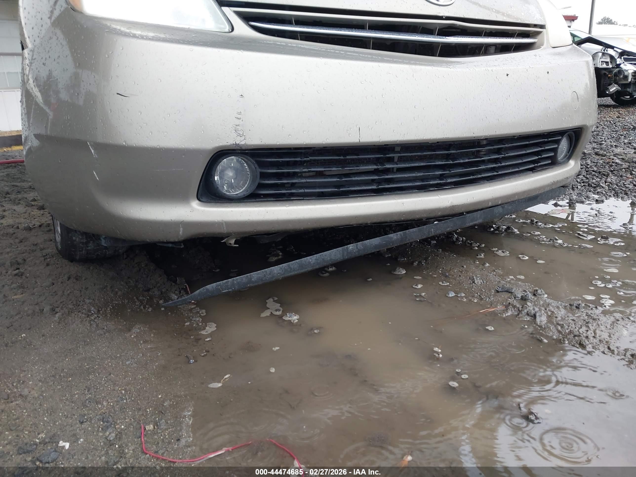 TOYOTA PRIUS image 6