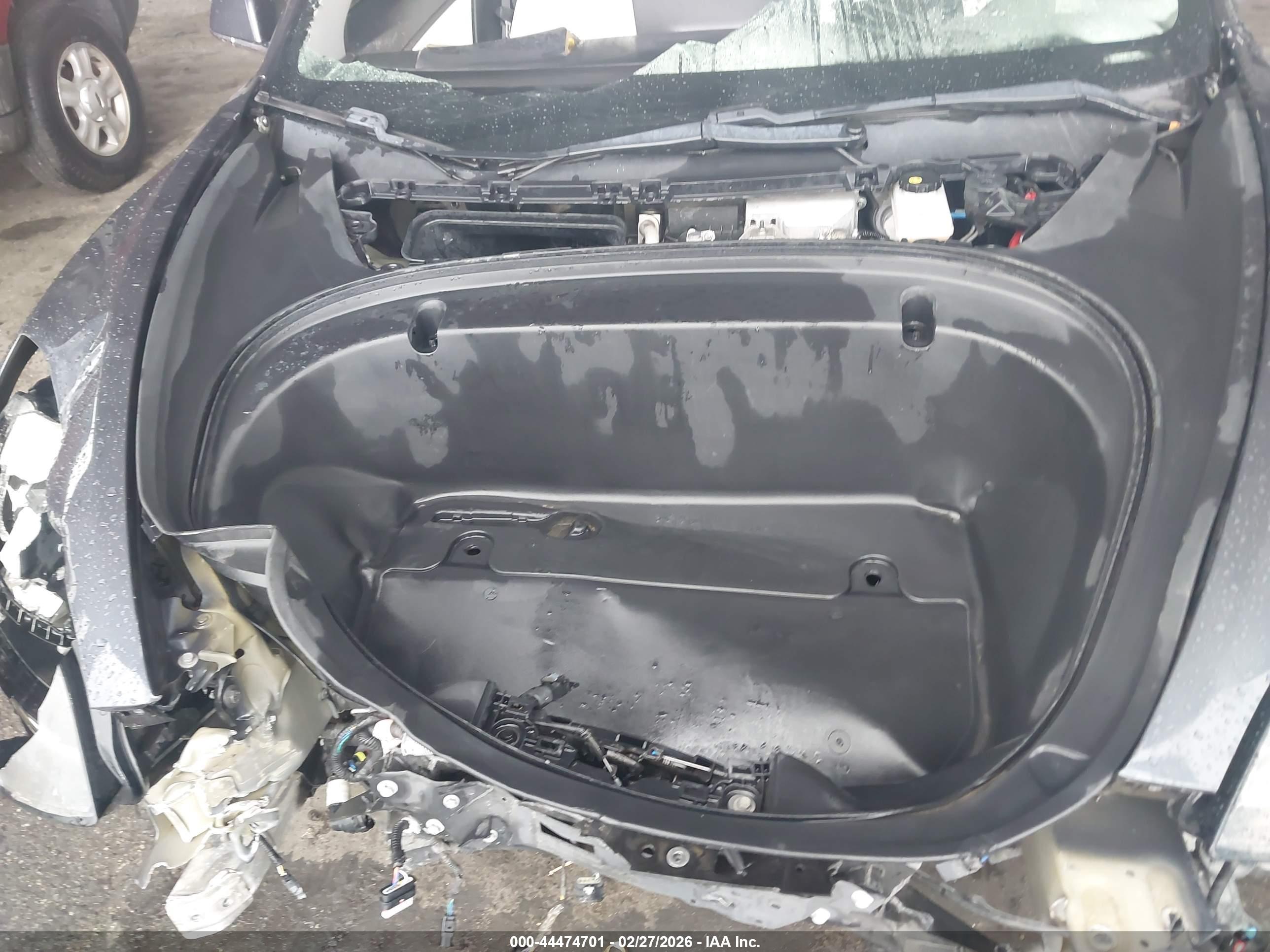 TESLA MODEL image 10