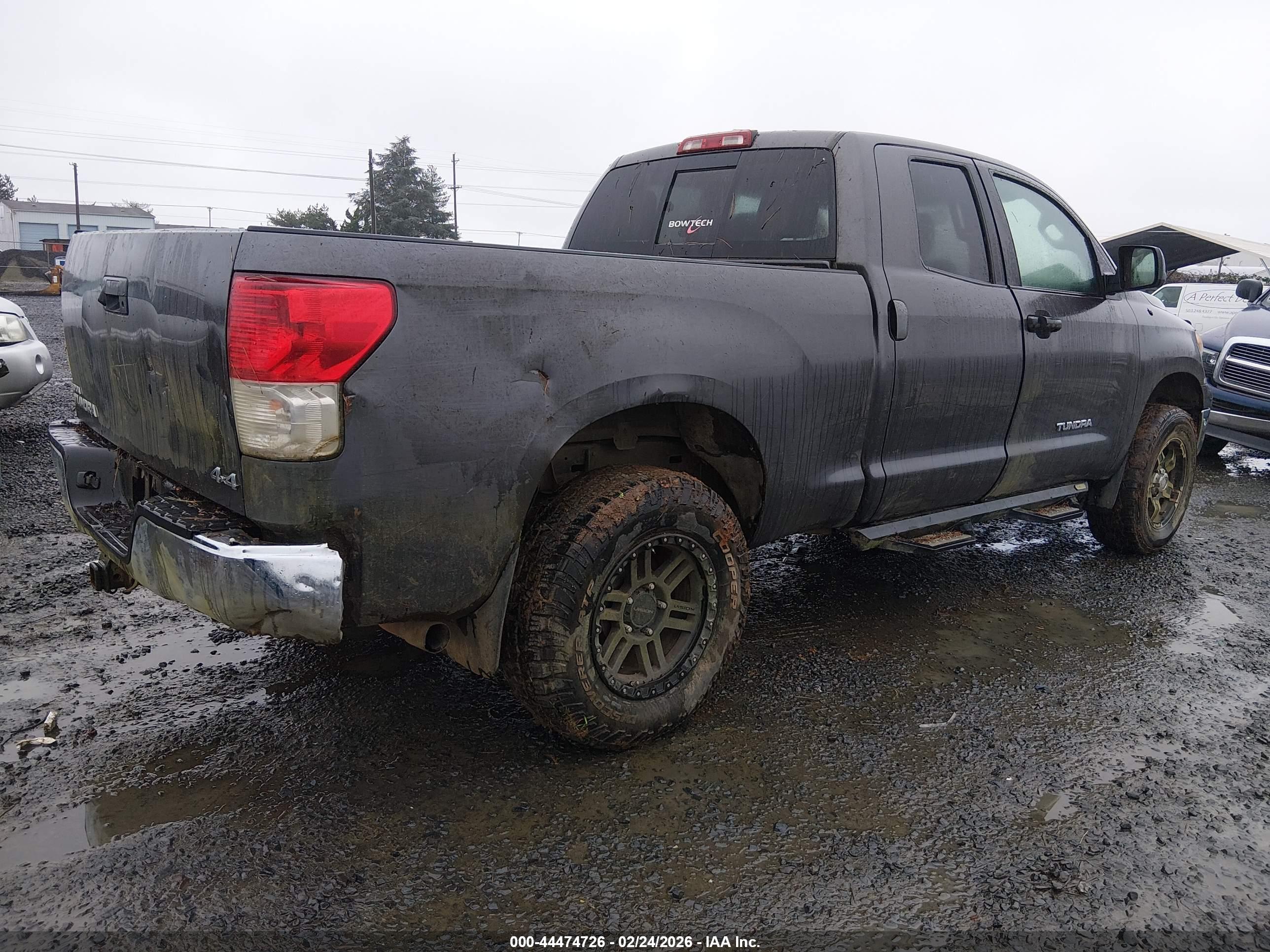 TOYOTA TUNDRA image 4