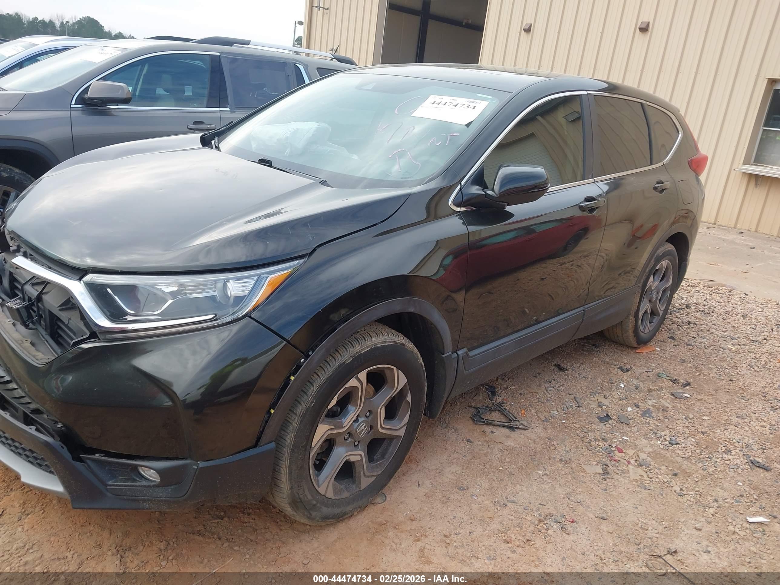 HONDA CR-V image 2