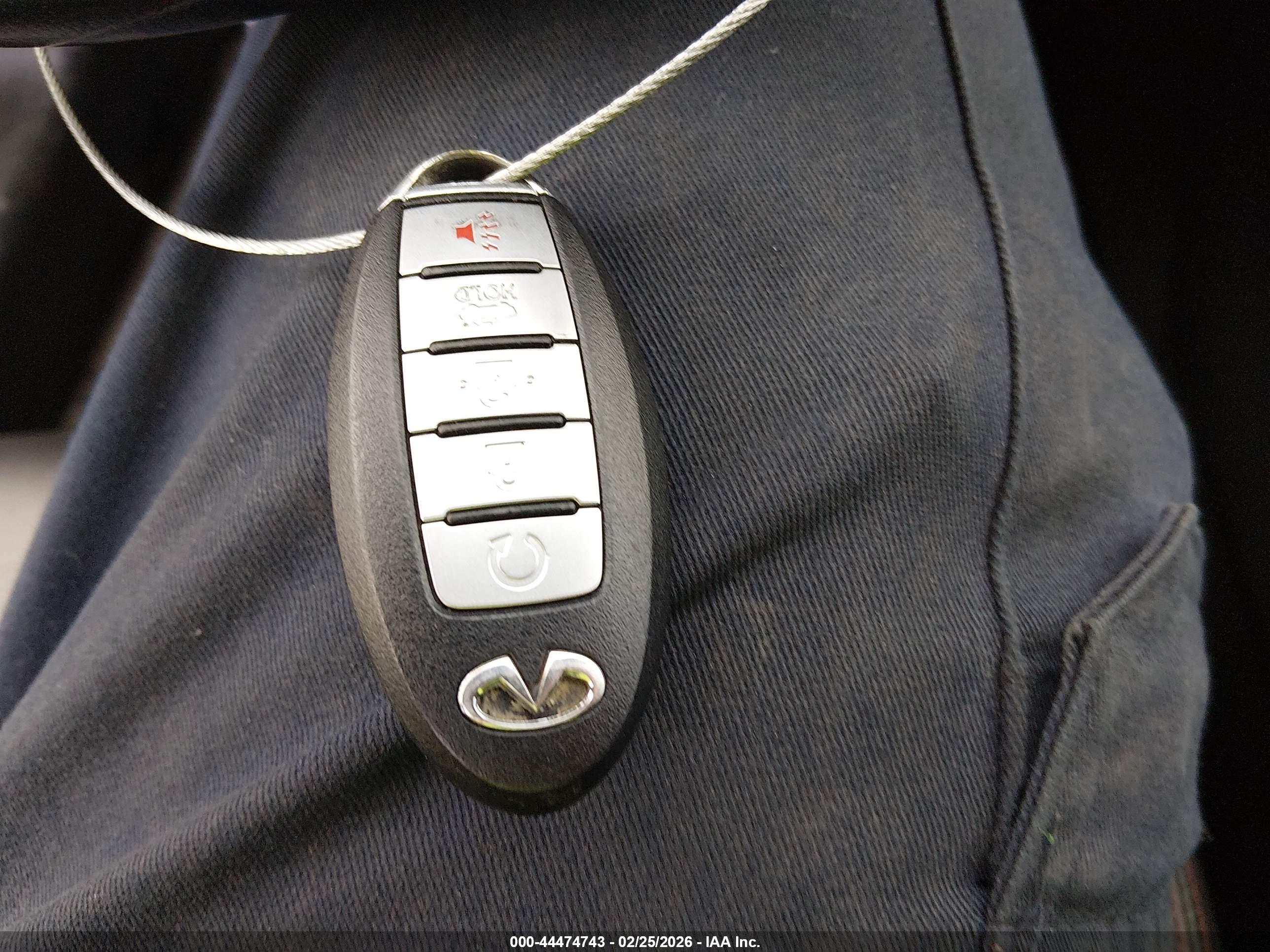 INFINITI Q50 image 11