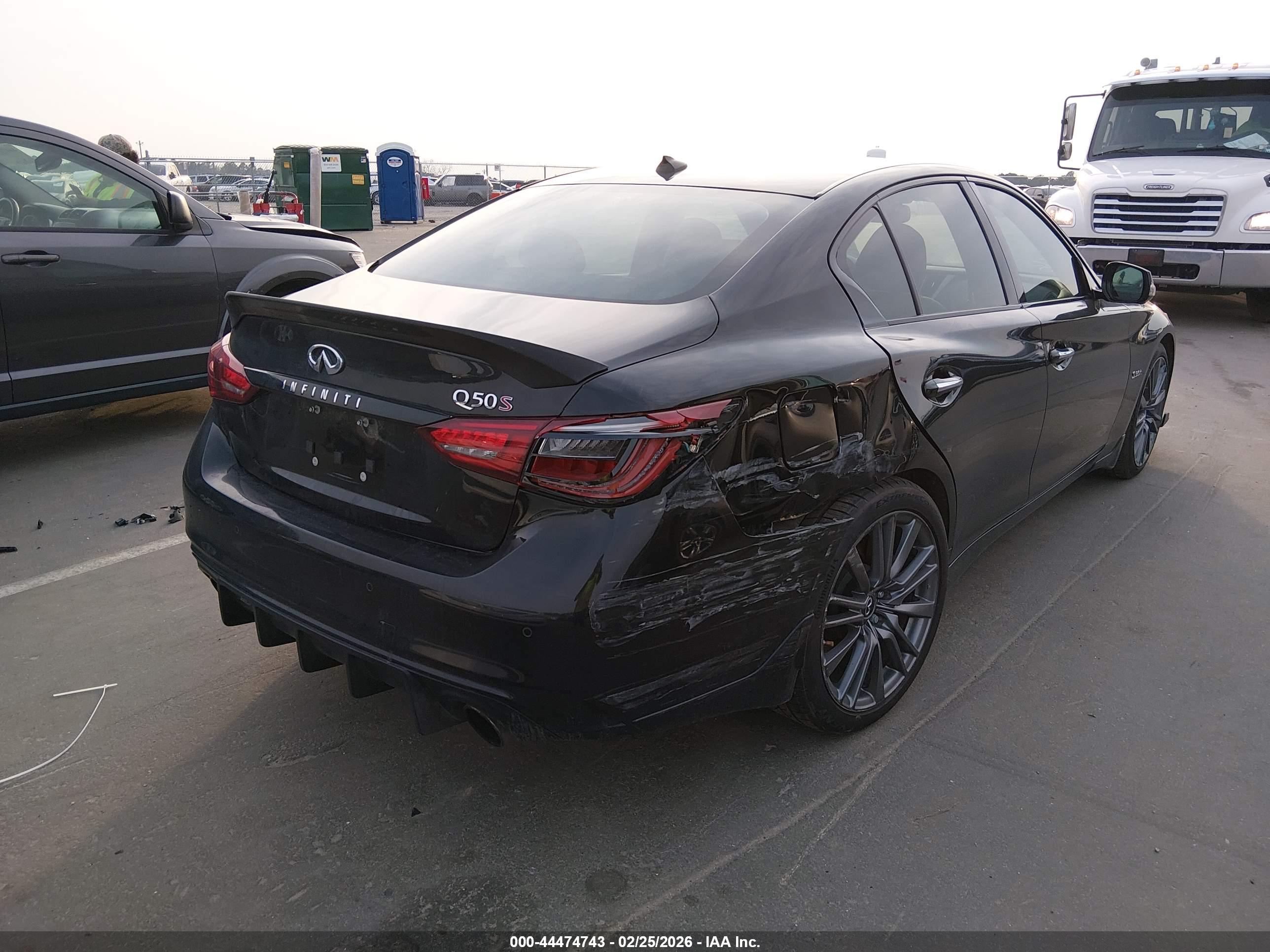 INFINITI Q50 image 4